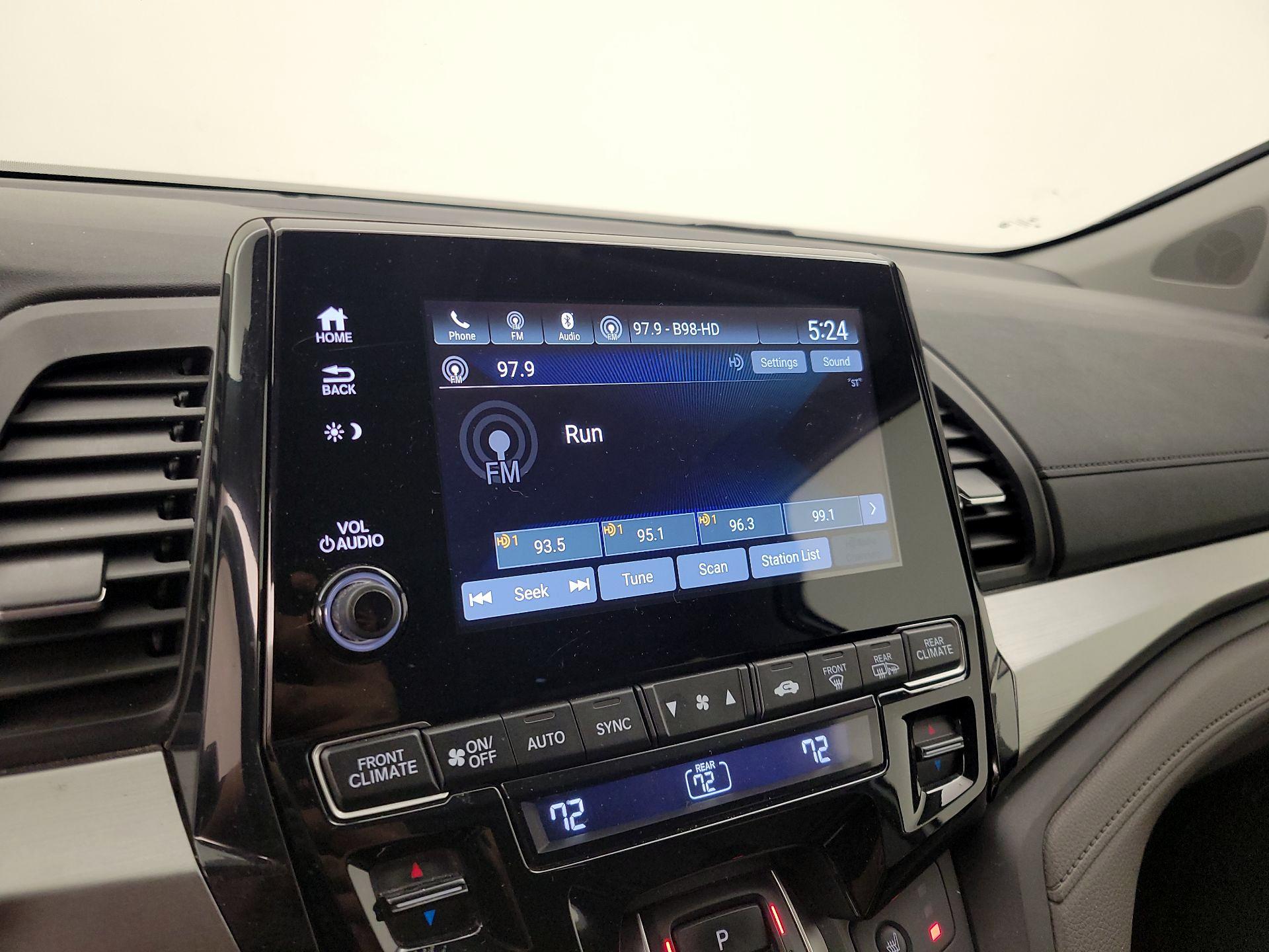 Thumbnail: 2018 Honda Odyssey - 13