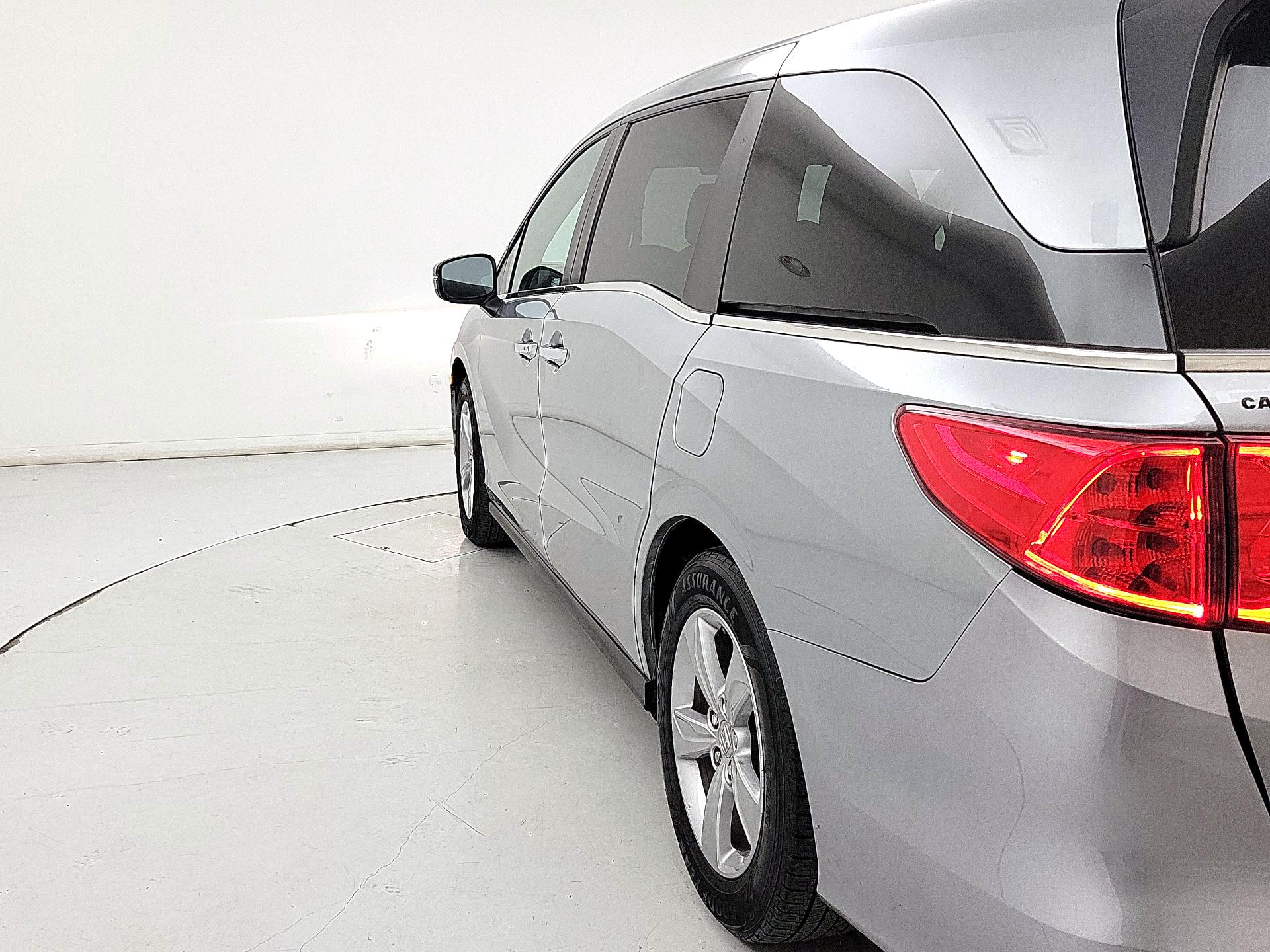 Thumbnail: 2018 Honda Odyssey - 7