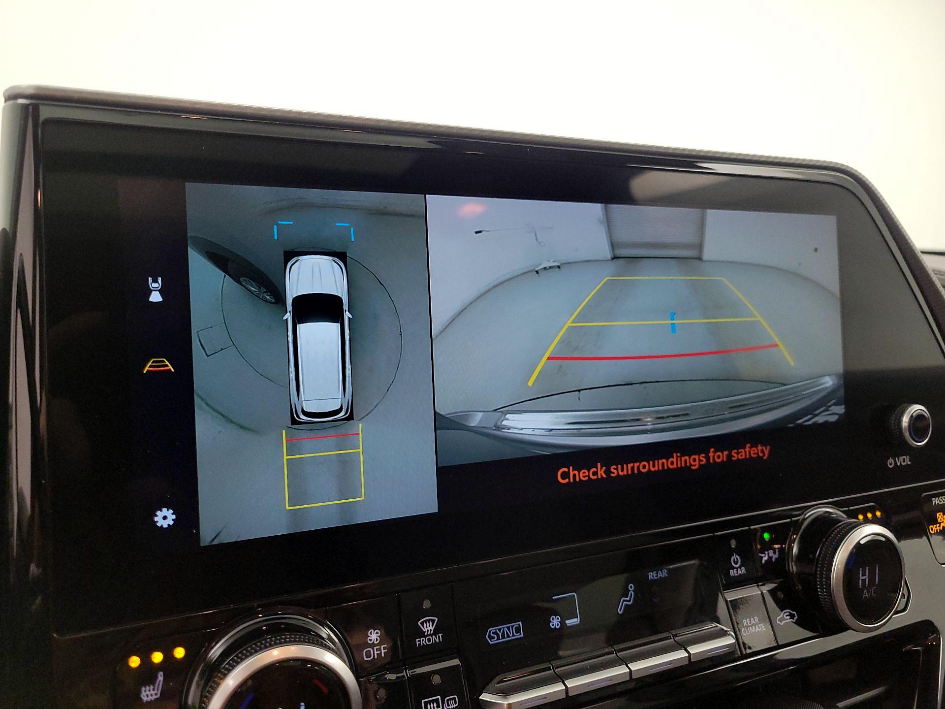 Thumbnail: 2023 Toyota Highlander - 14