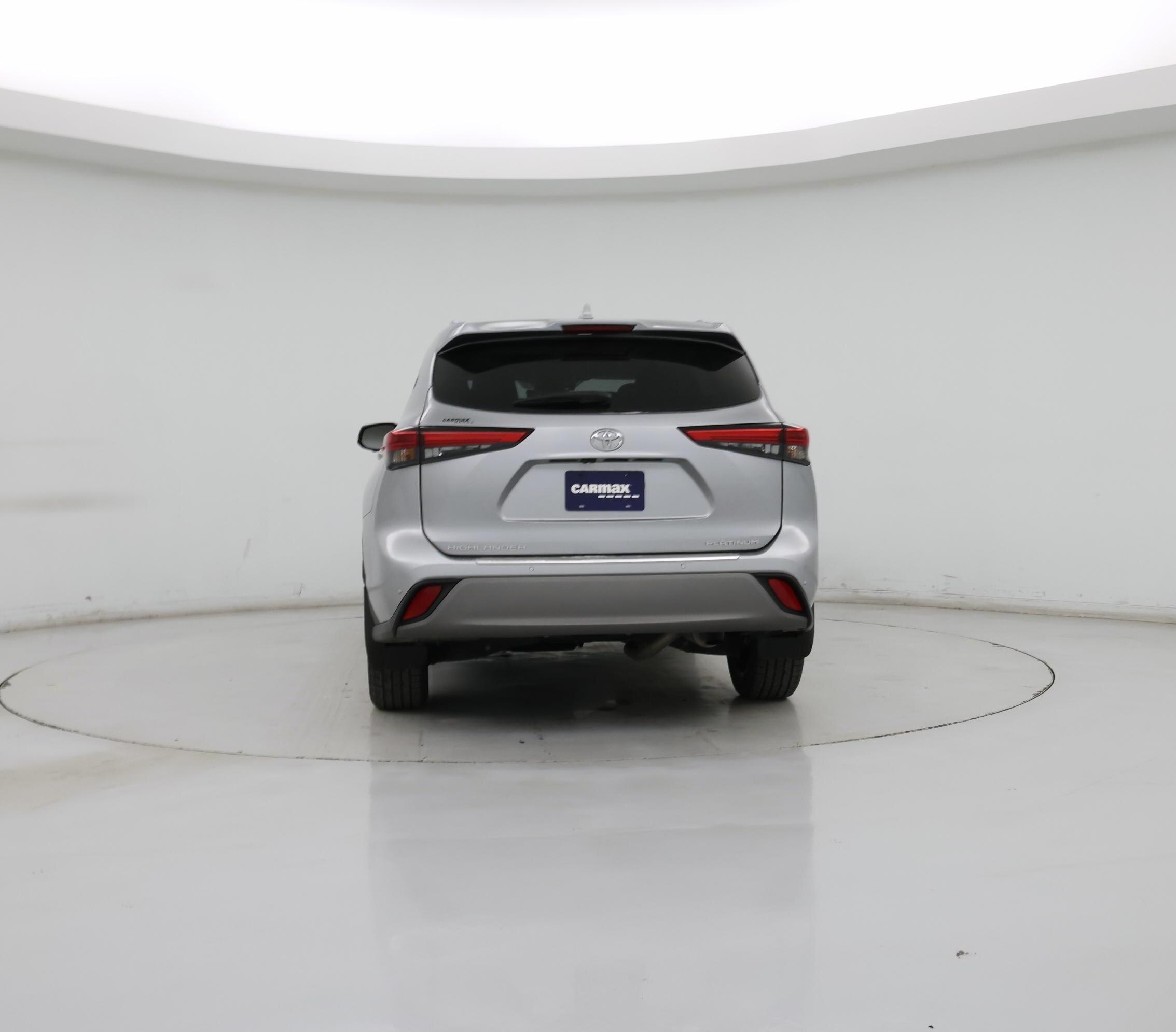 Thumbnail: 2023 Toyota Highlander - 6