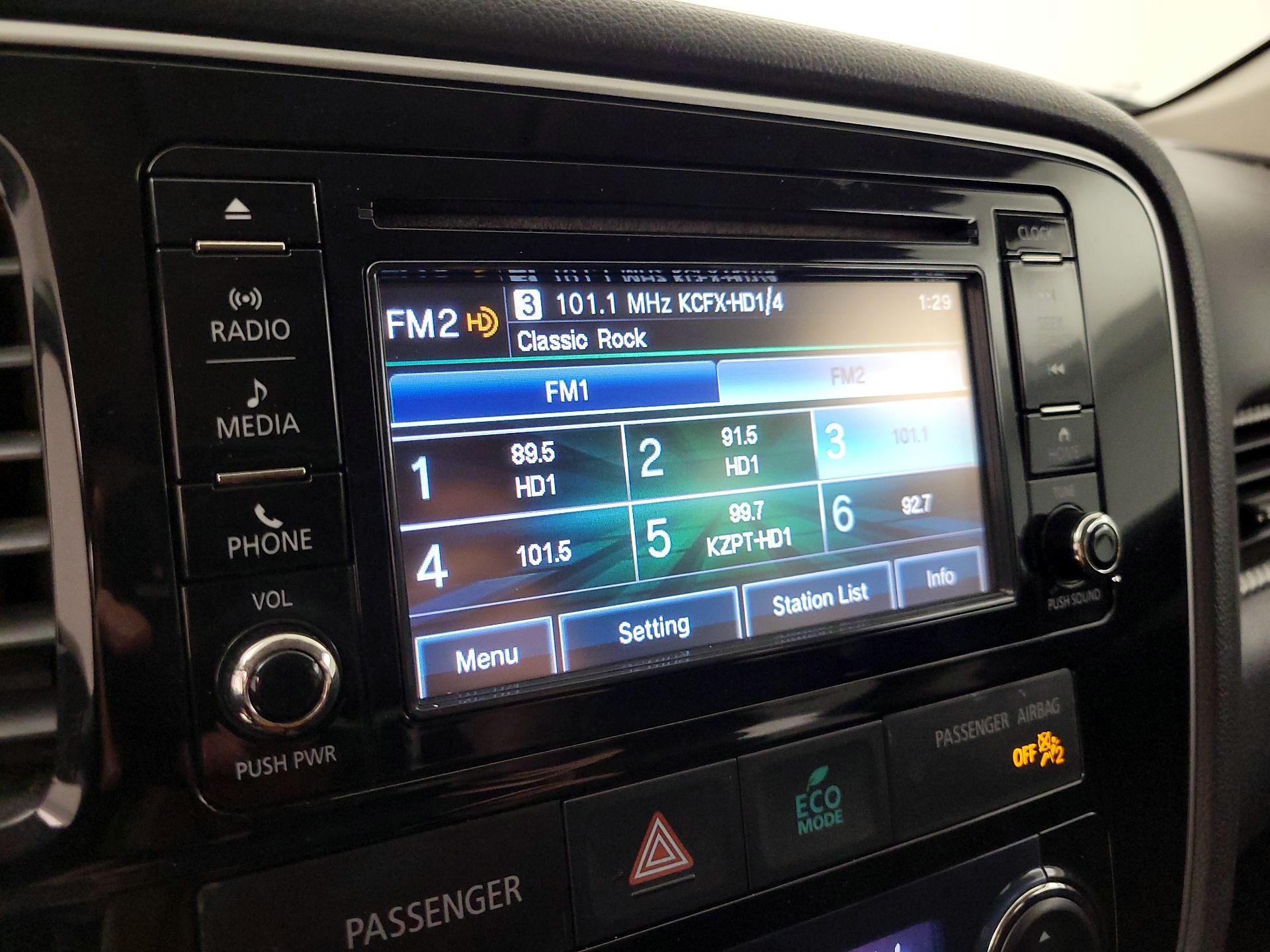 Thumbnail: 2016 Mitsubishi Outlander - 14