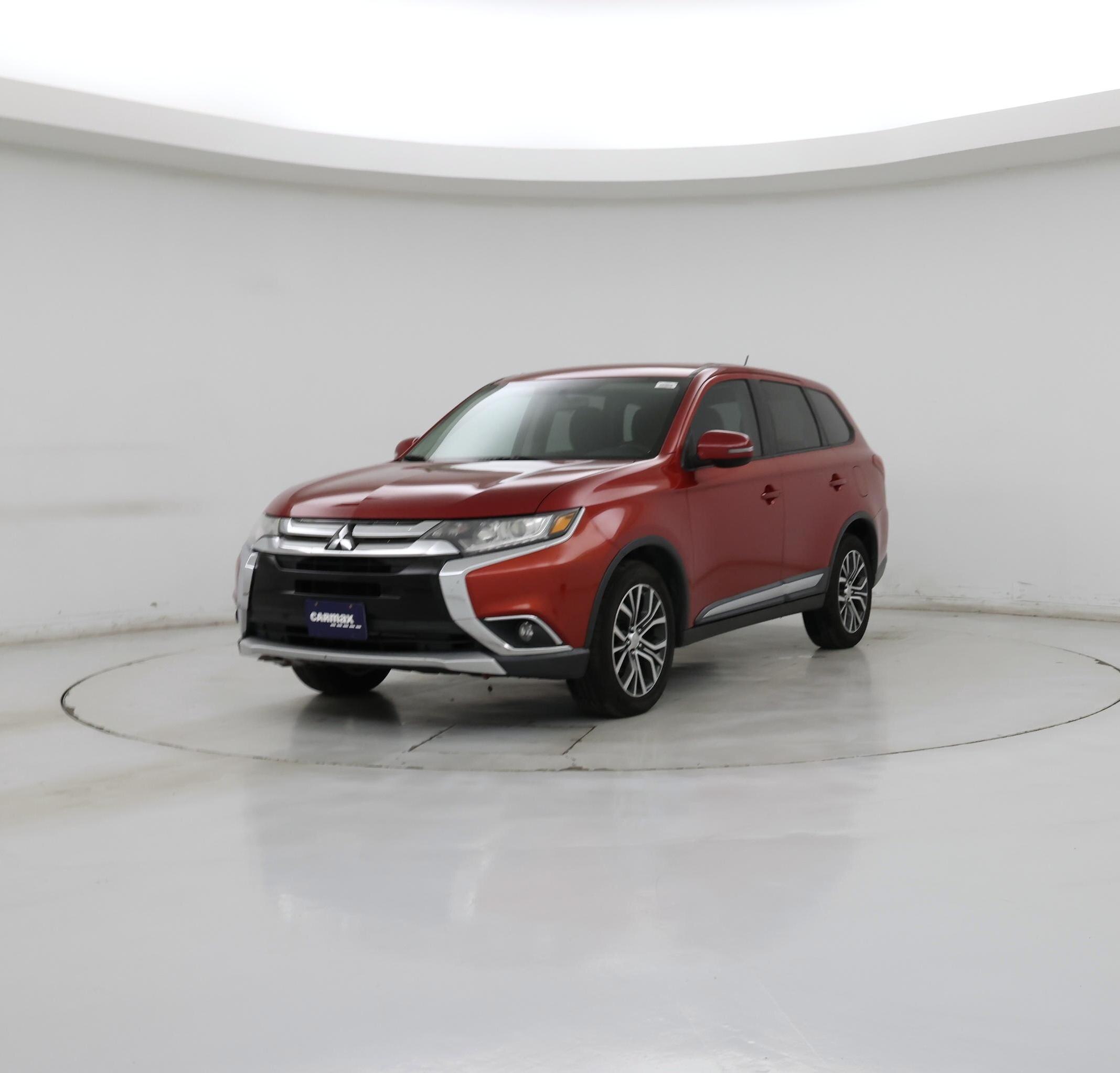 Thumbnail: 2016 Mitsubishi Outlander - 4