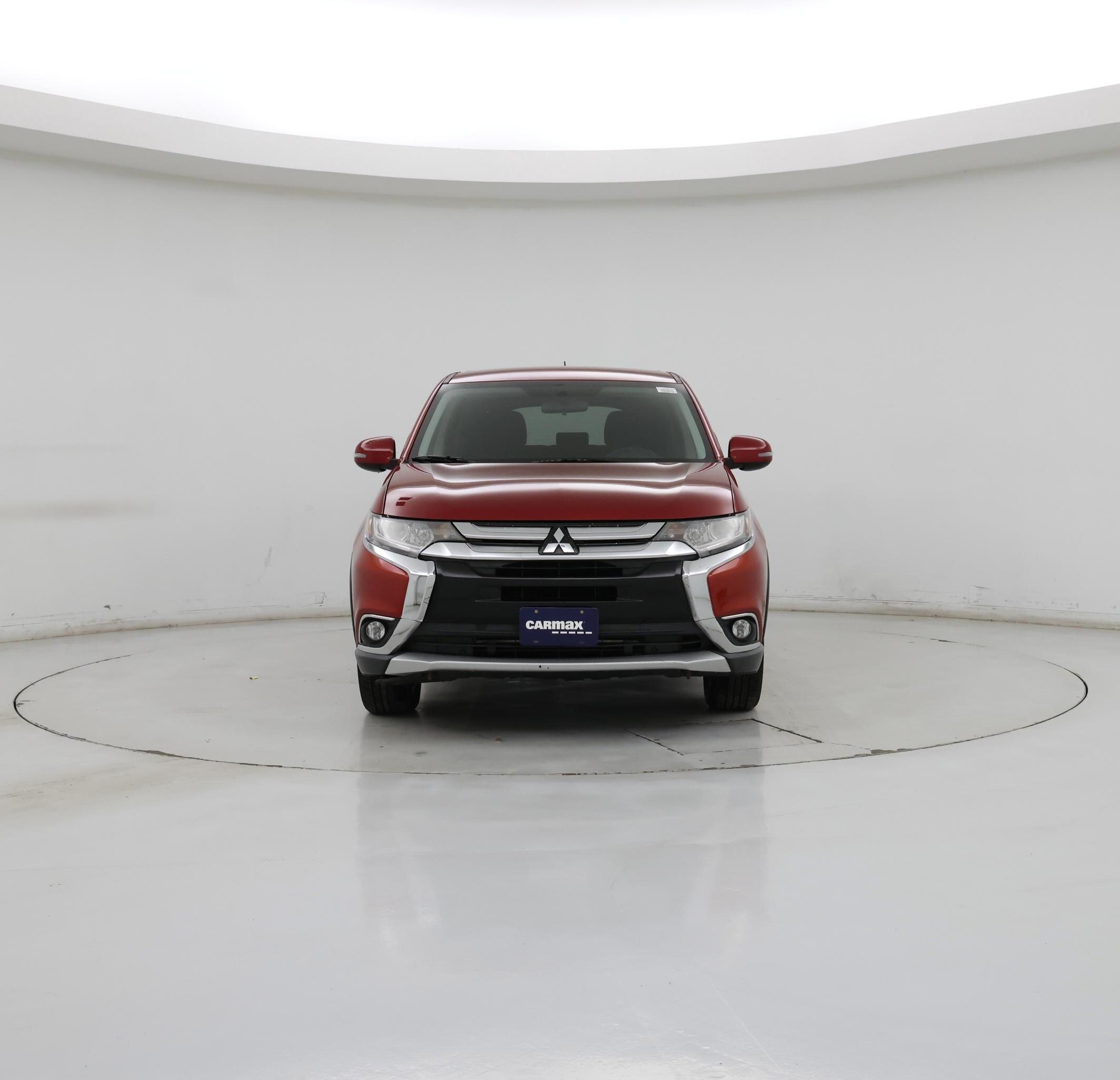 Thumbnail: 2016 Mitsubishi Outlander - 5