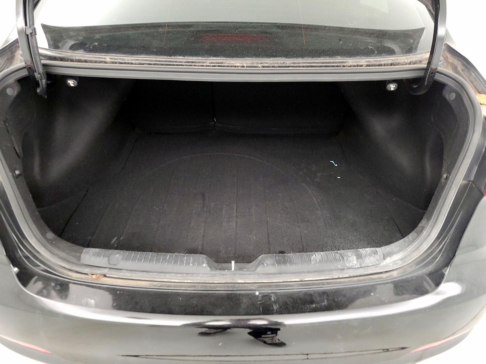 Thumbnail: 2016 Kia Forte - 20