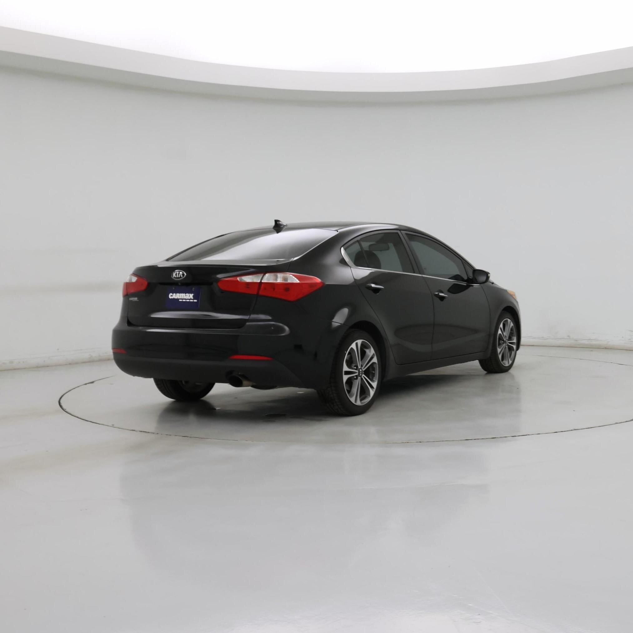 Thumbnail: 2016 Kia Forte - 8