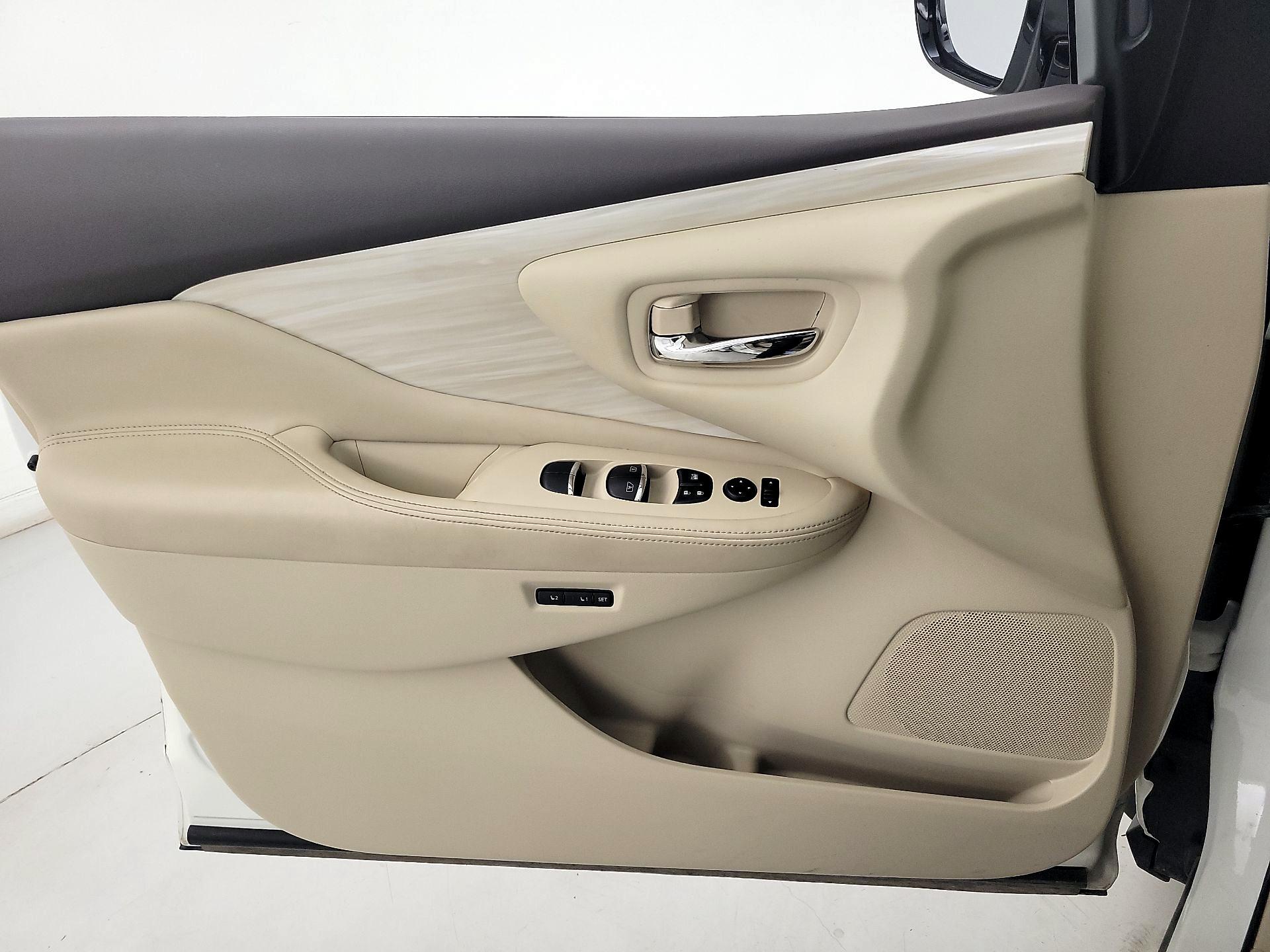 Thumbnail: 2015 Nissan Murano - 12