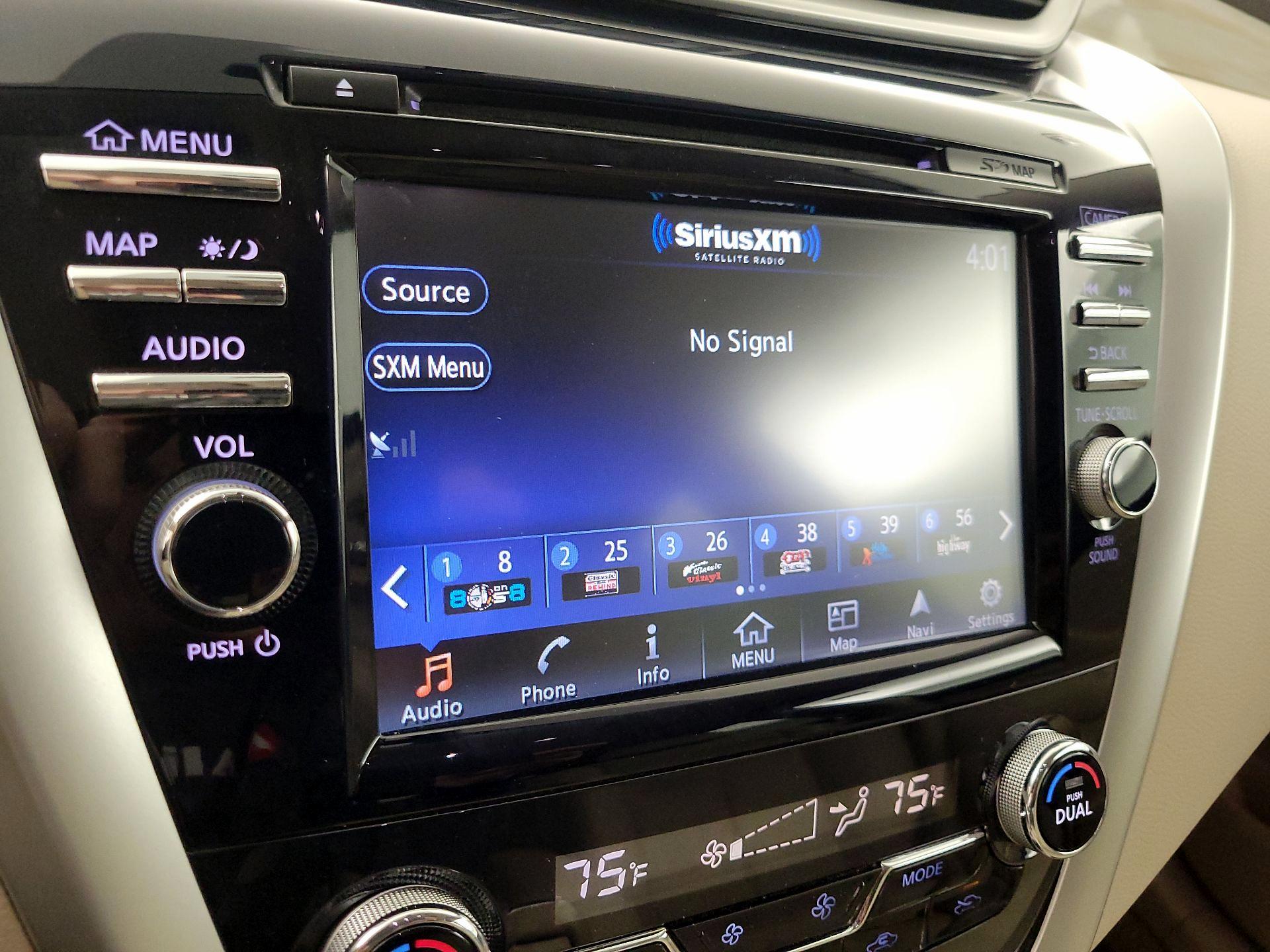 Thumbnail: 2015 Nissan Murano - 16