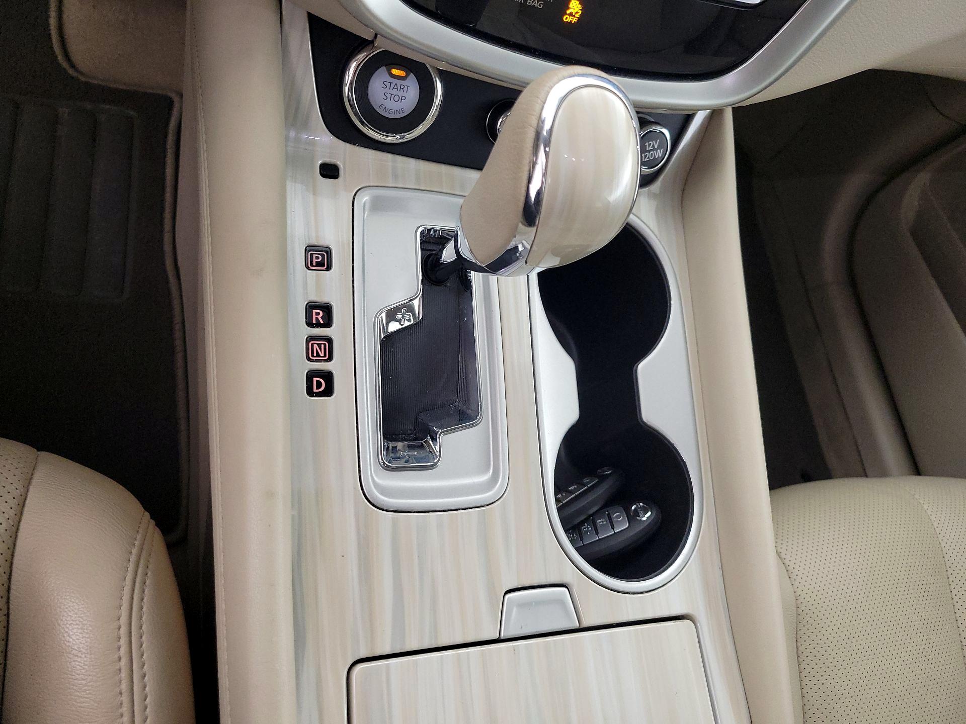 Thumbnail: 2015 Nissan Murano - 18