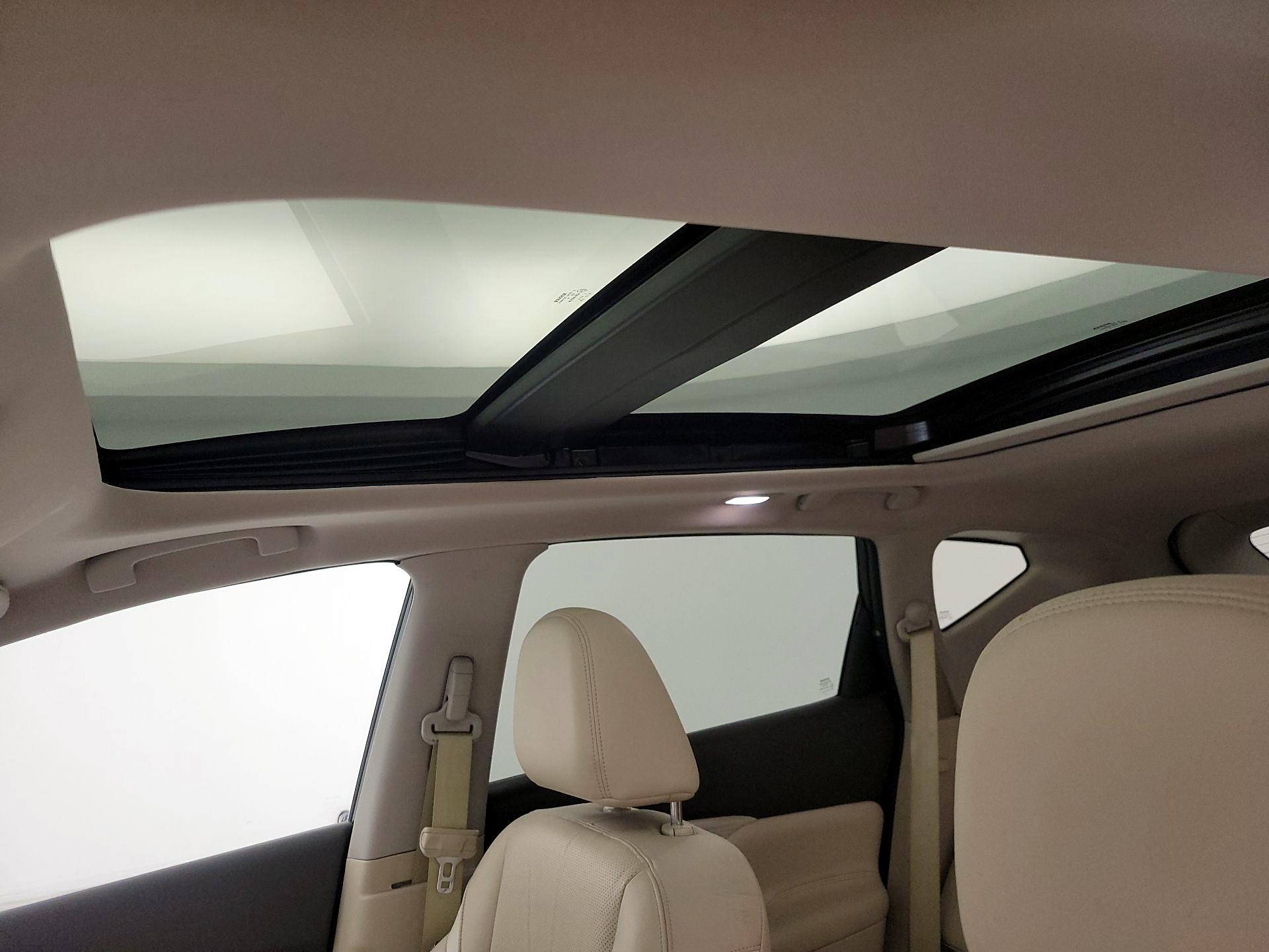 Thumbnail: 2015 Nissan Murano - 20