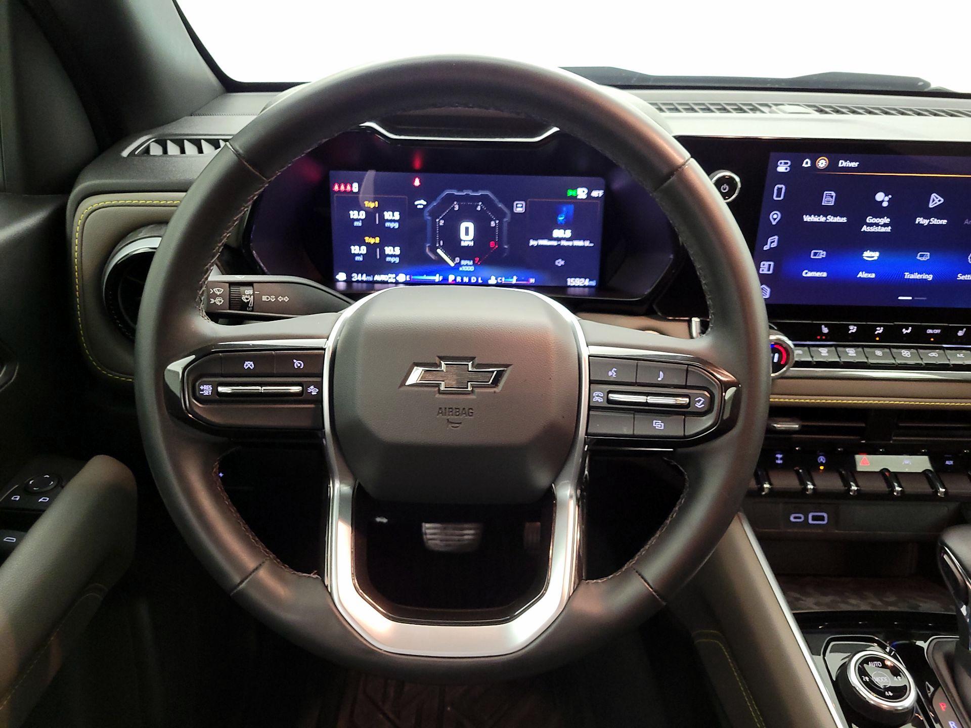 Thumbnail: 2024 Chevrolet Colorado - 10