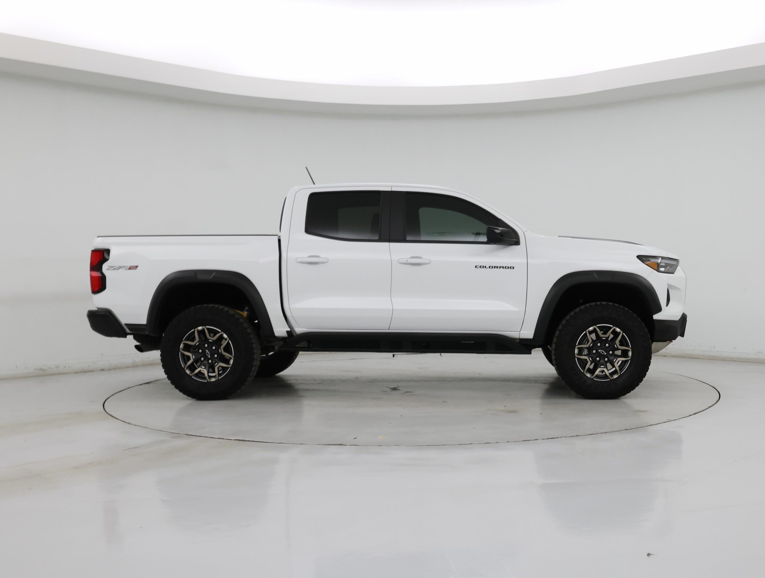 Thumbnail: 2024 Chevrolet Colorado - 7