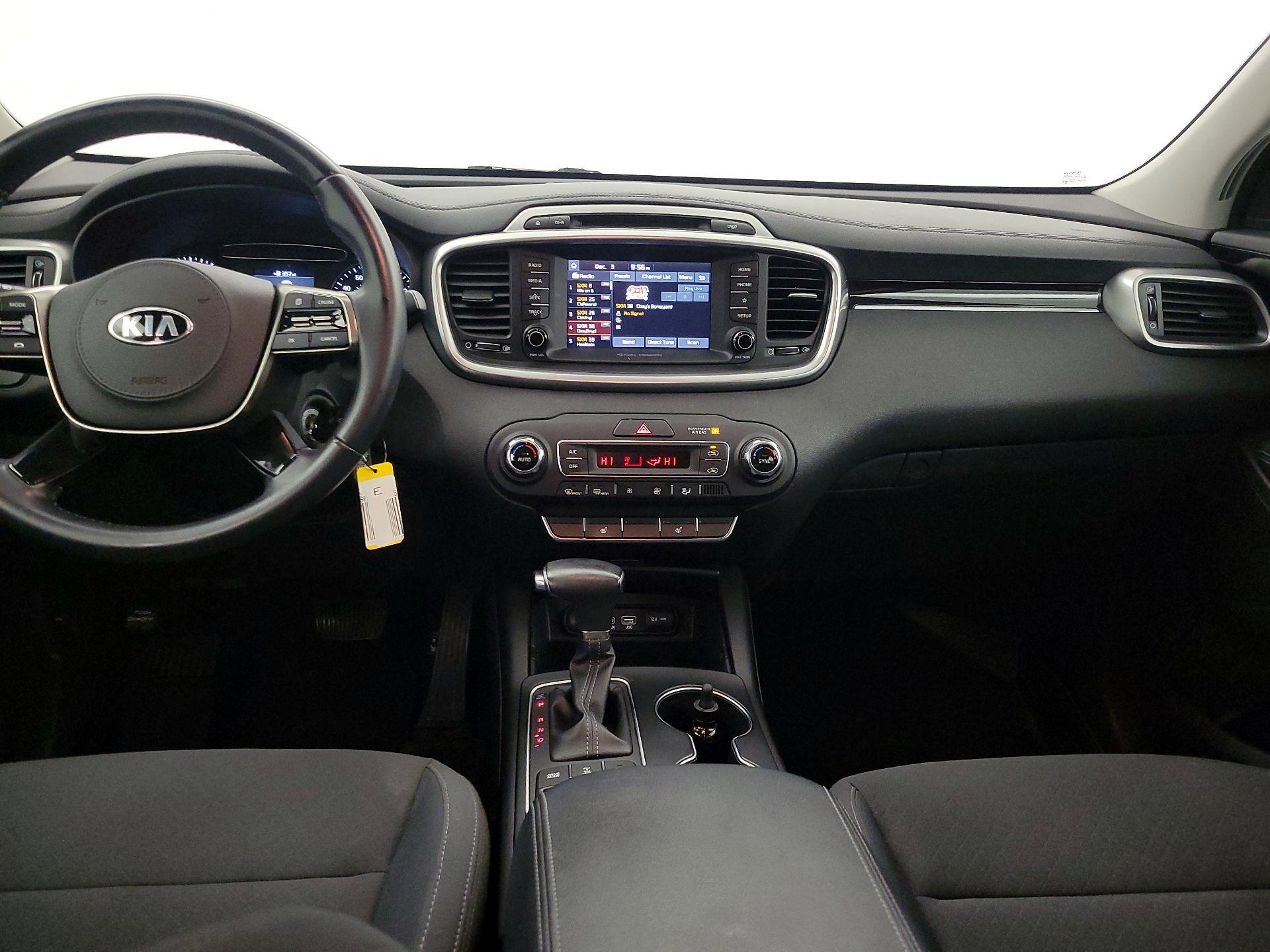 Thumbnail: 2019 Kia Sorento - 9