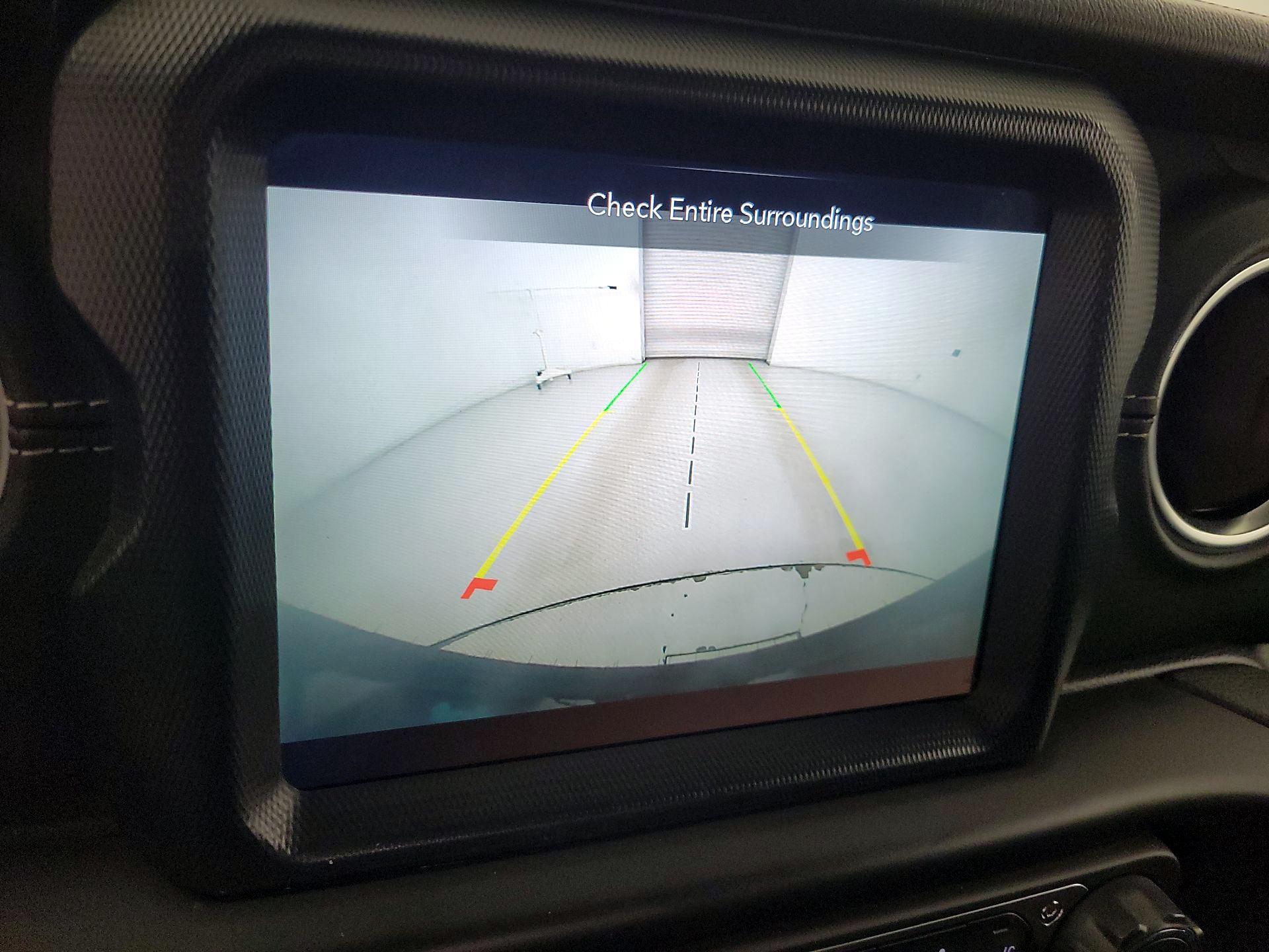 Thumbnail: 2022 Jeep Wrangler - 14