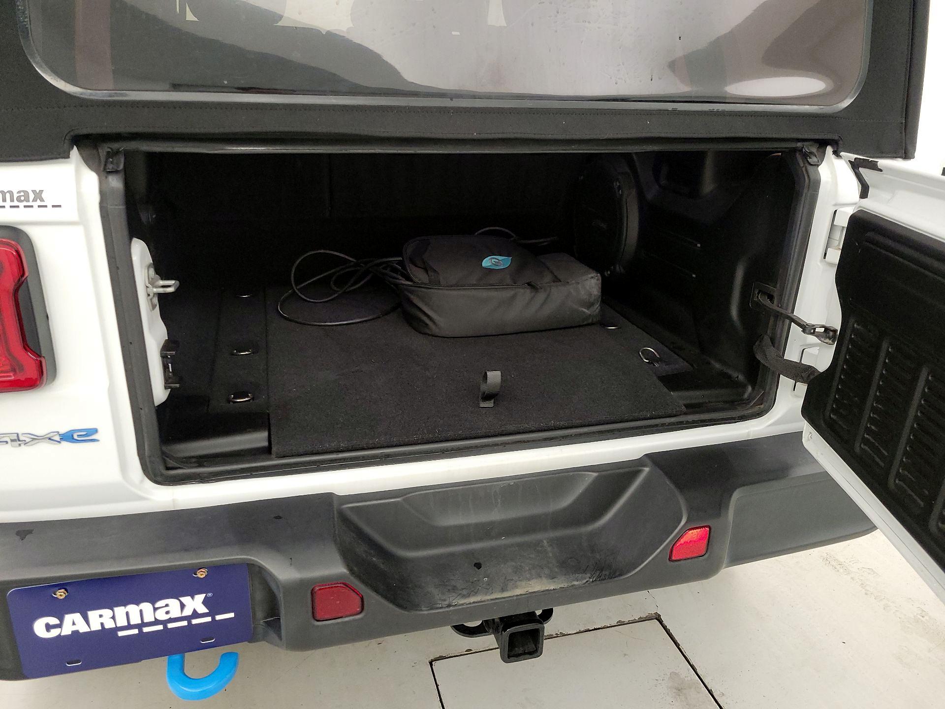 Thumbnail: 2022 Jeep Wrangler - 20