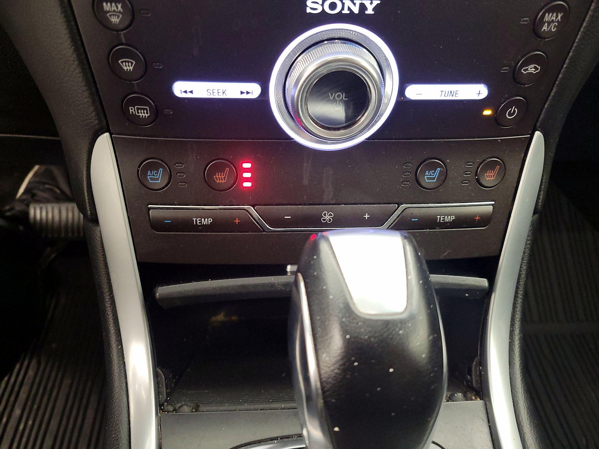 Thumbnail: 2018 Ford Edge - 17