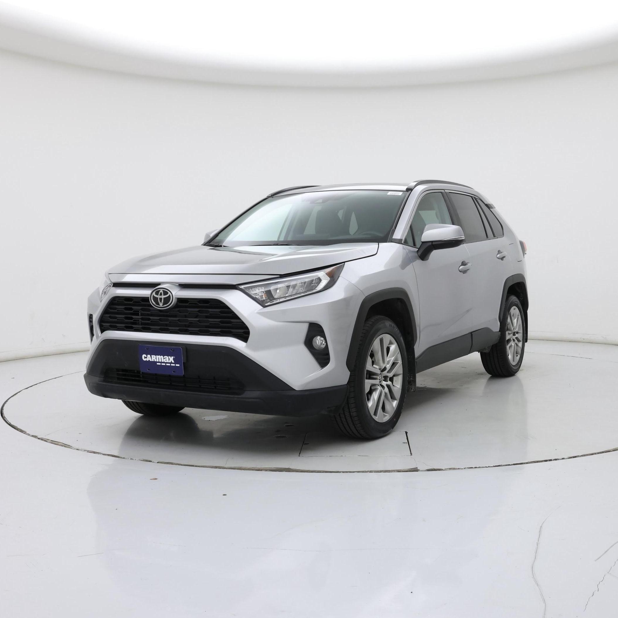 Thumbnail: 2021 Toyota RAV4 - 4