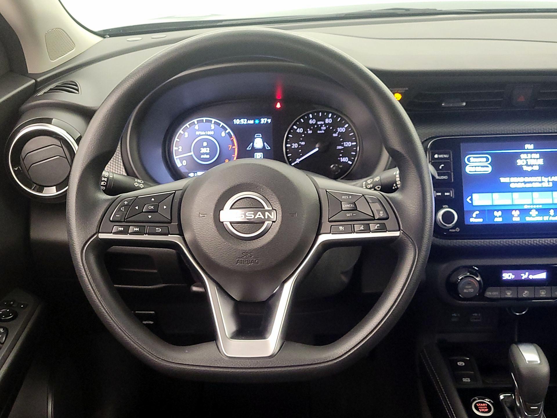 Thumbnail: 2022 Nissan Kicks - 10