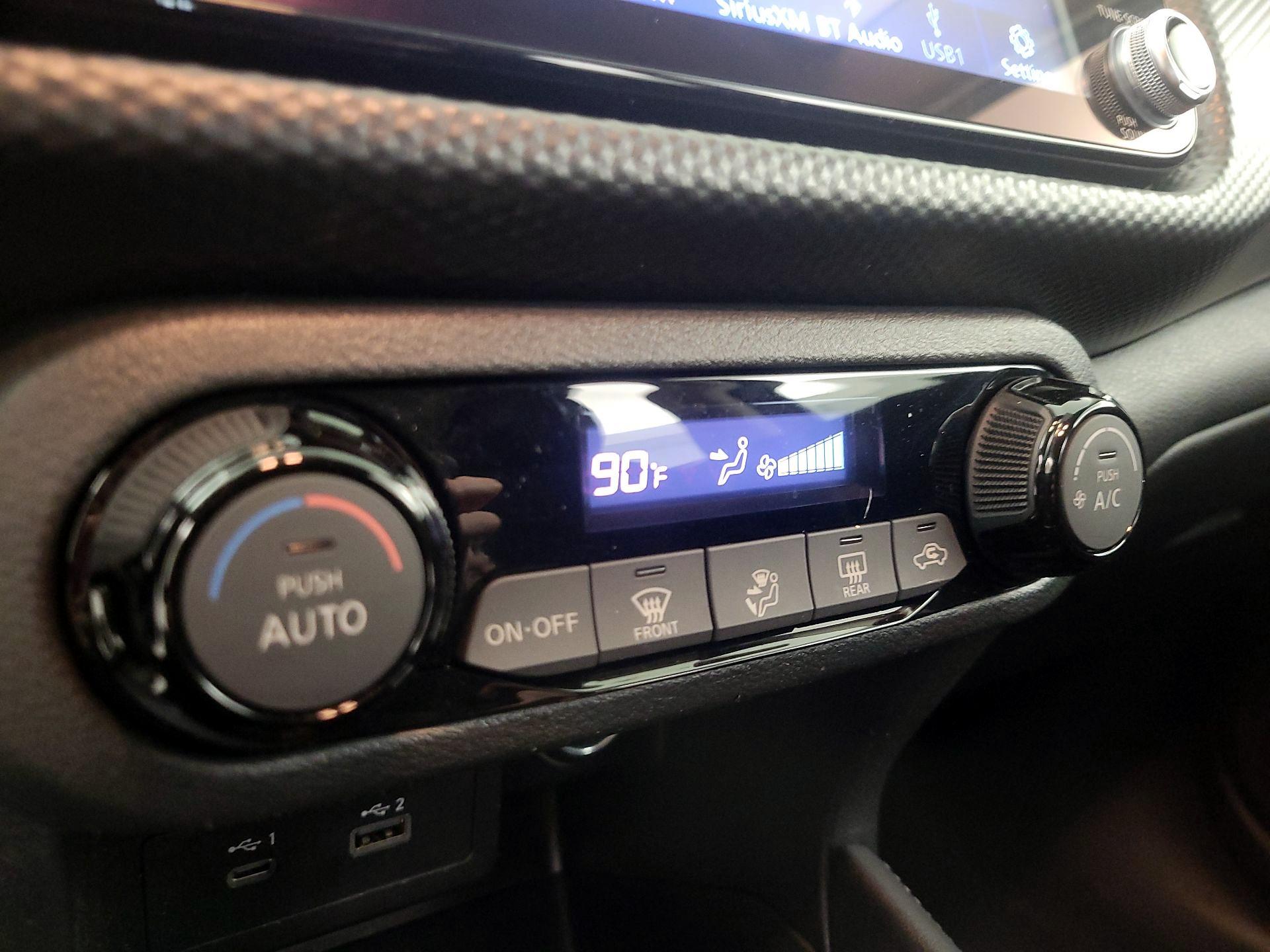 Thumbnail: 2022 Nissan Kicks - 14