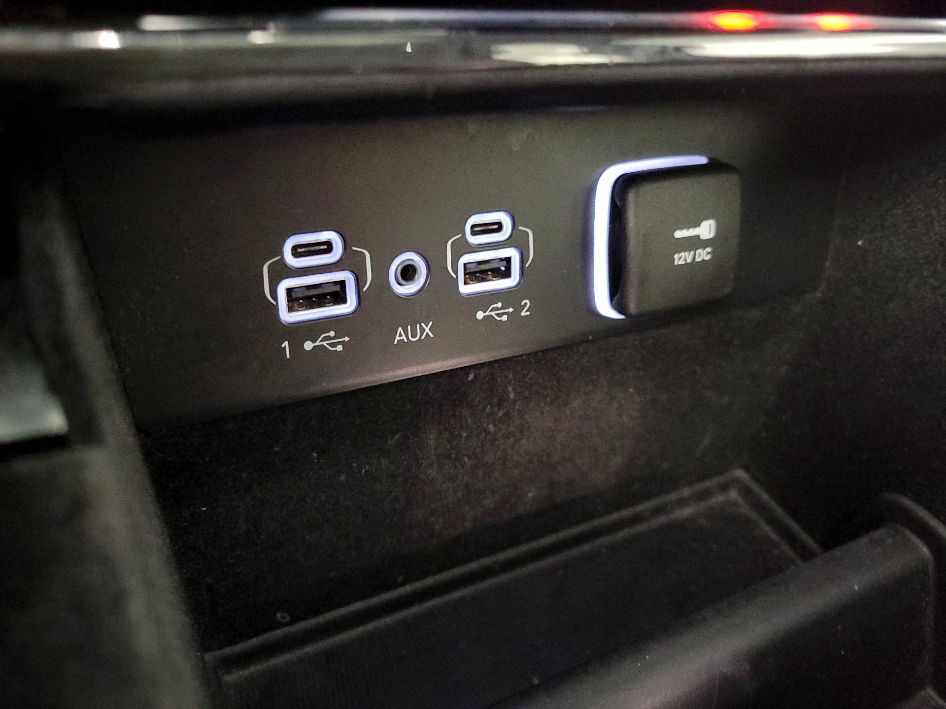 Thumbnail: 2022 Jeep Grand Cherokee - 18