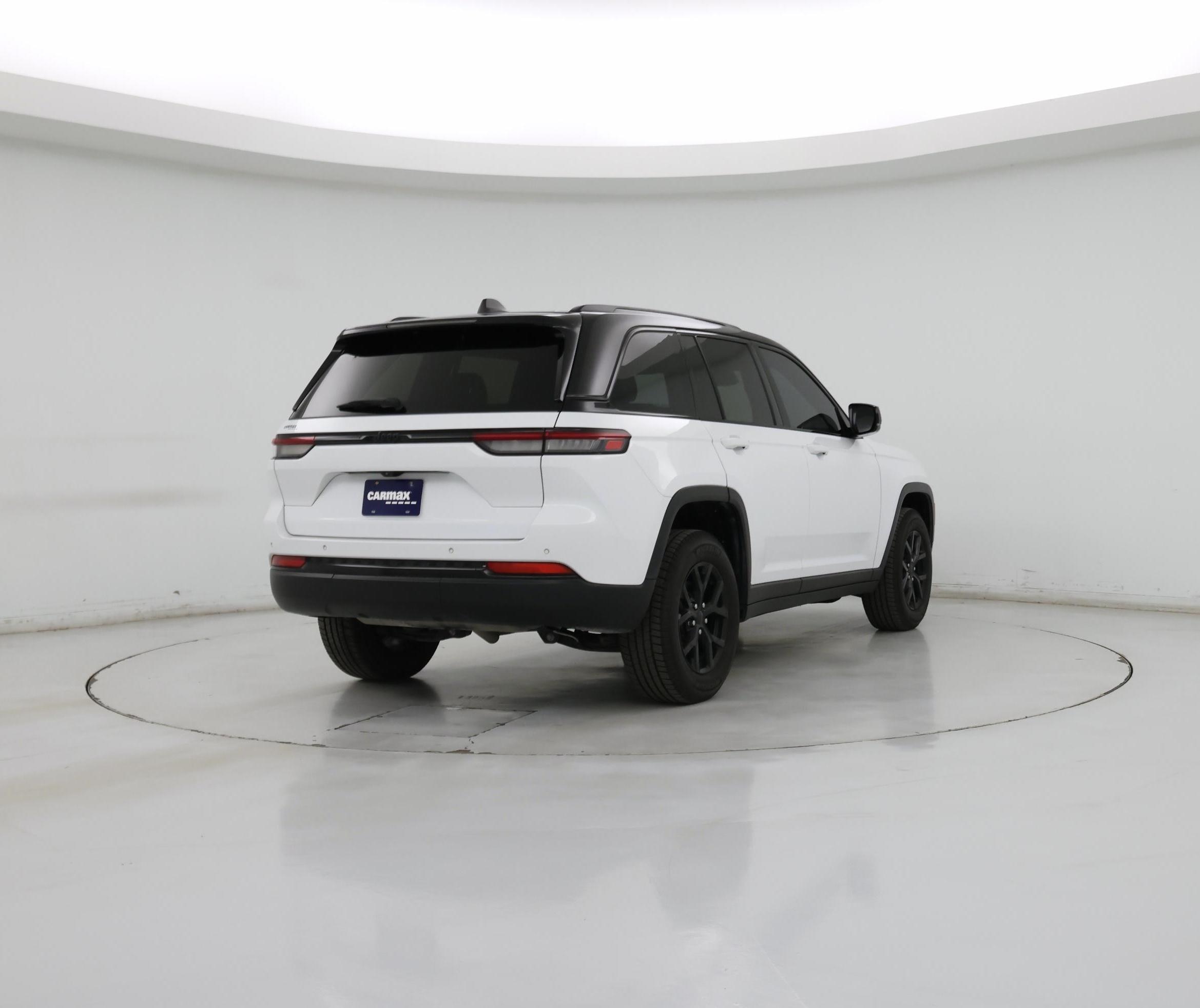 Thumbnail: 2022 Jeep Grand Cherokee - 8