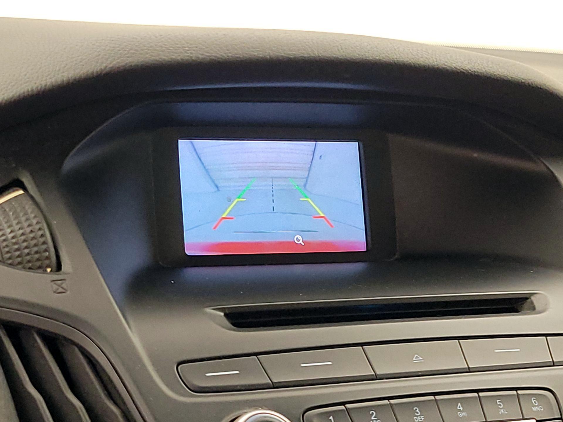 Thumbnail: 2016 Ford Focus - 14