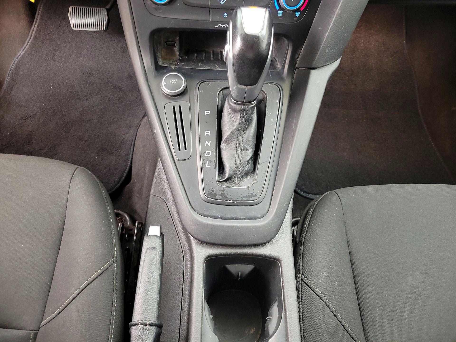 Thumbnail: 2016 Ford Focus - 17