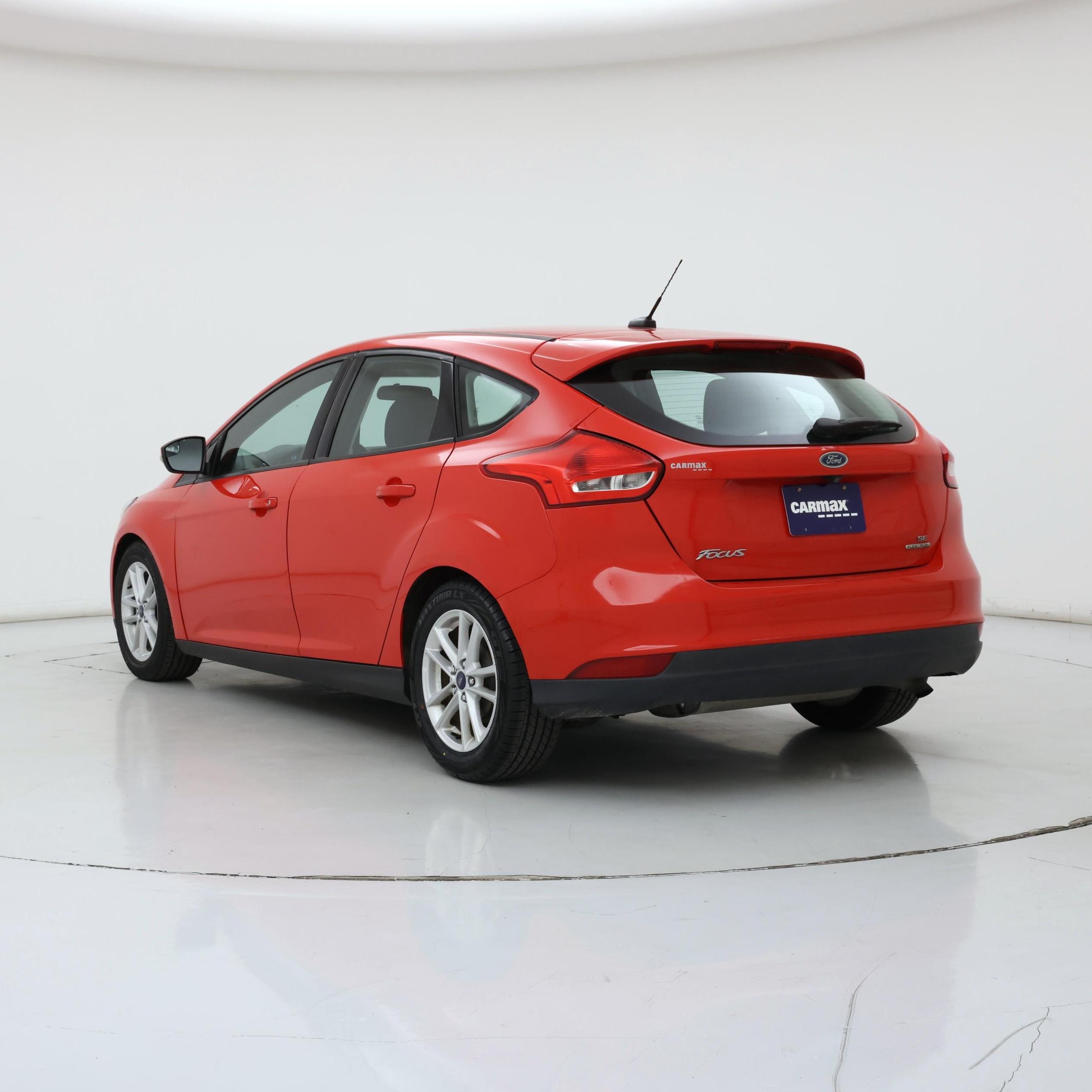 Thumbnail: 2016 Ford Focus - 2