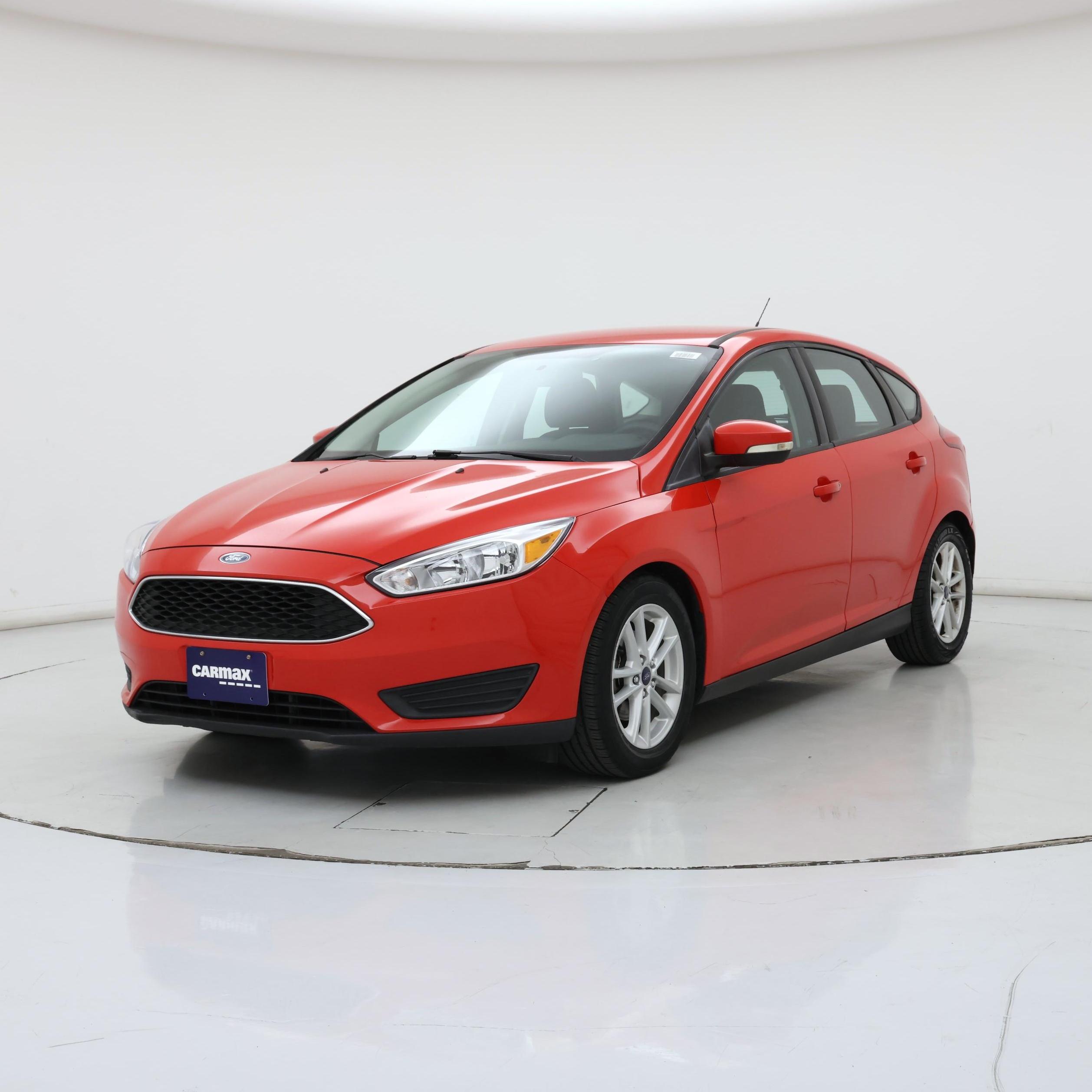 Thumbnail: 2016 Ford Focus - 4
