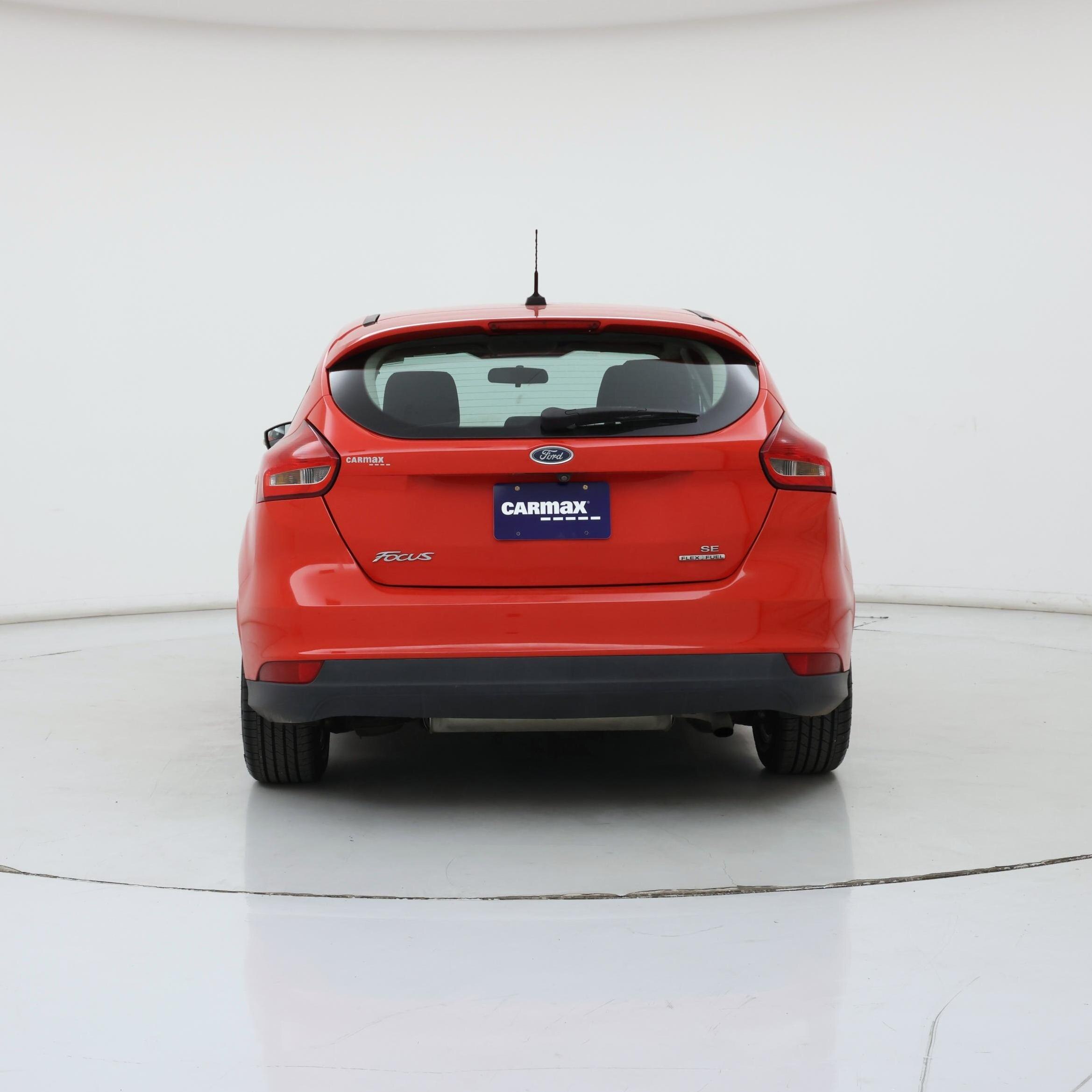 Thumbnail: 2016 Ford Focus - 6