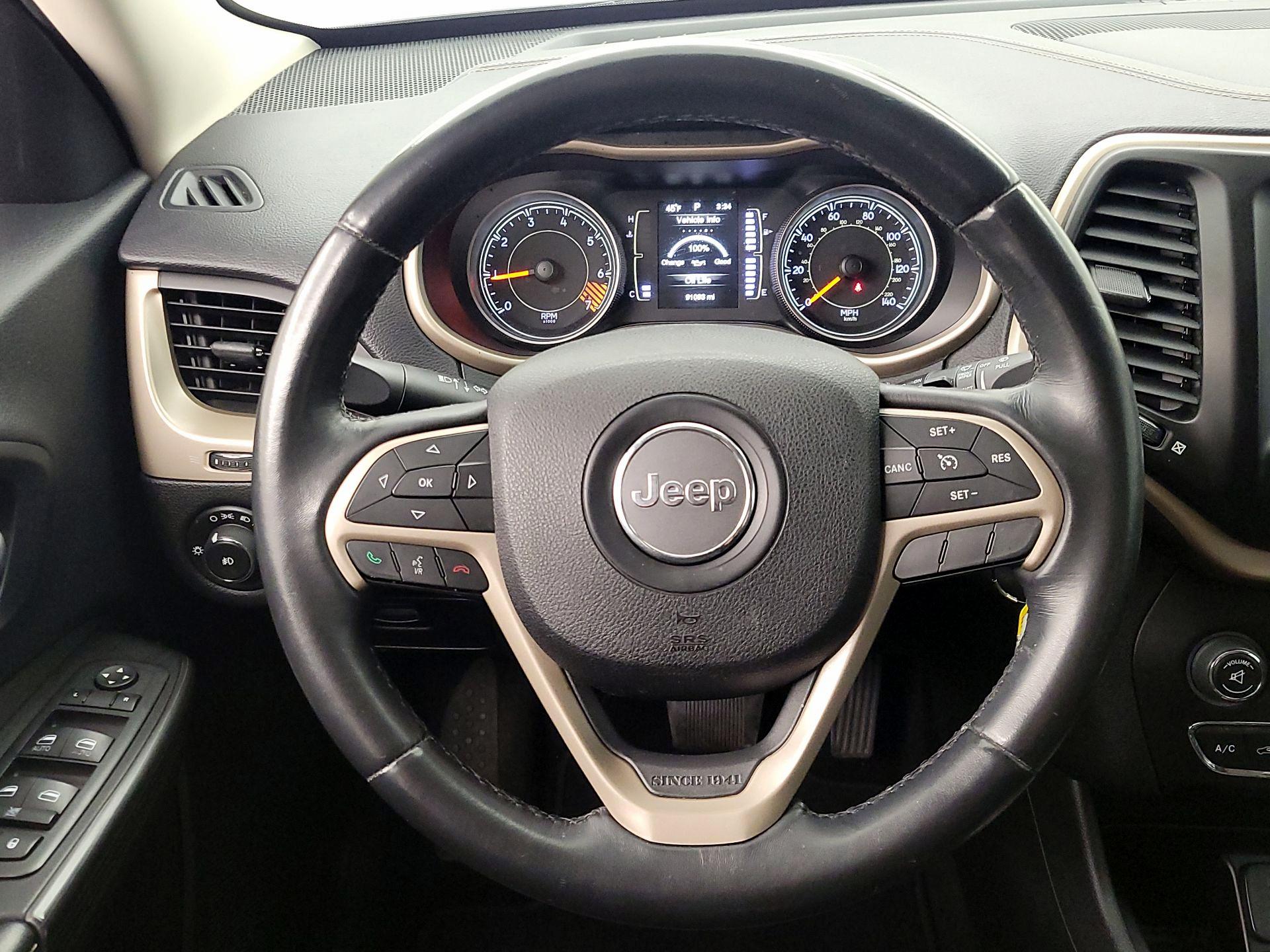 Thumbnail: 2015 Jeep Cherokee - 10