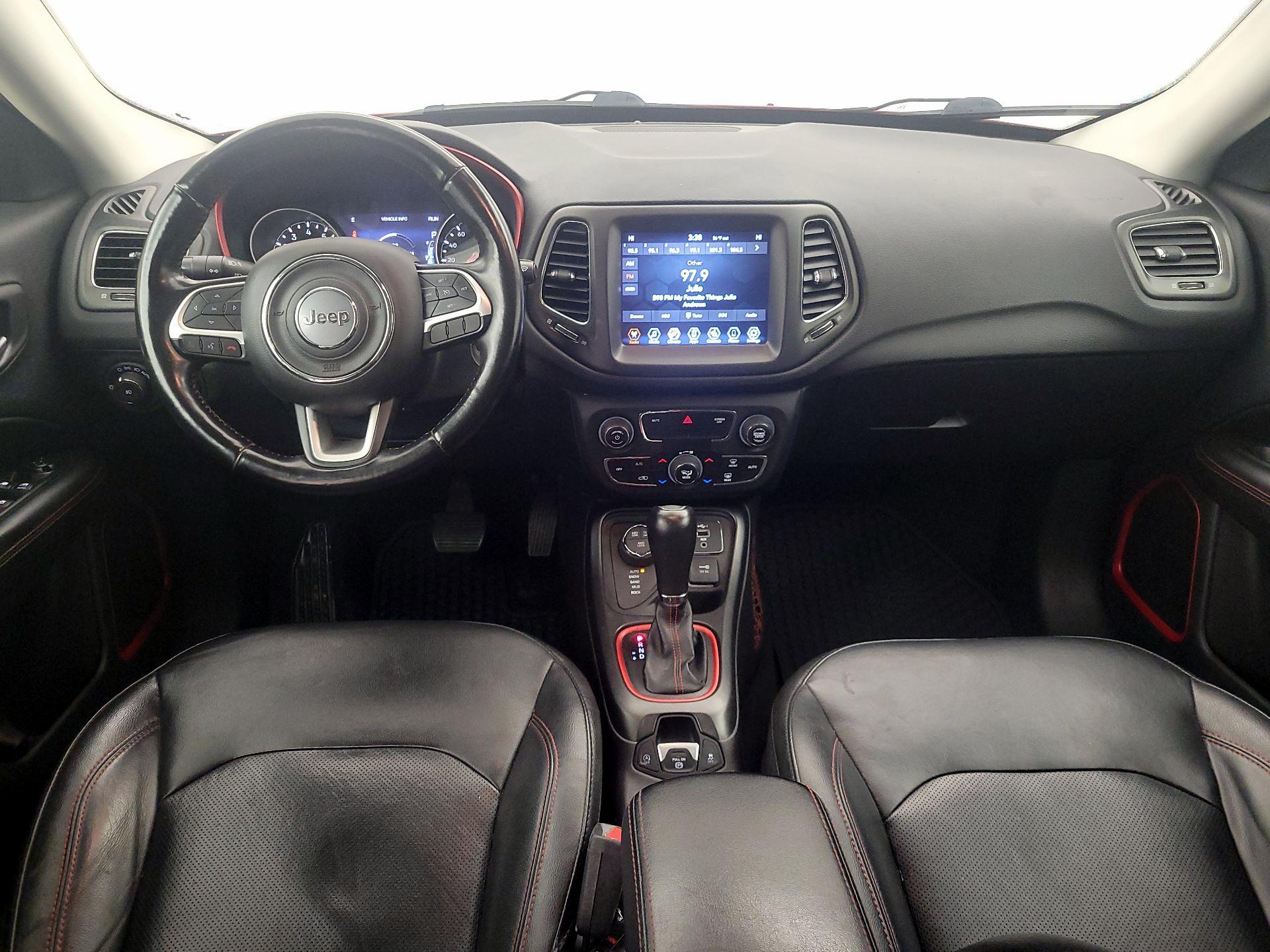 Thumbnail: 2020 Jeep Compass - 9