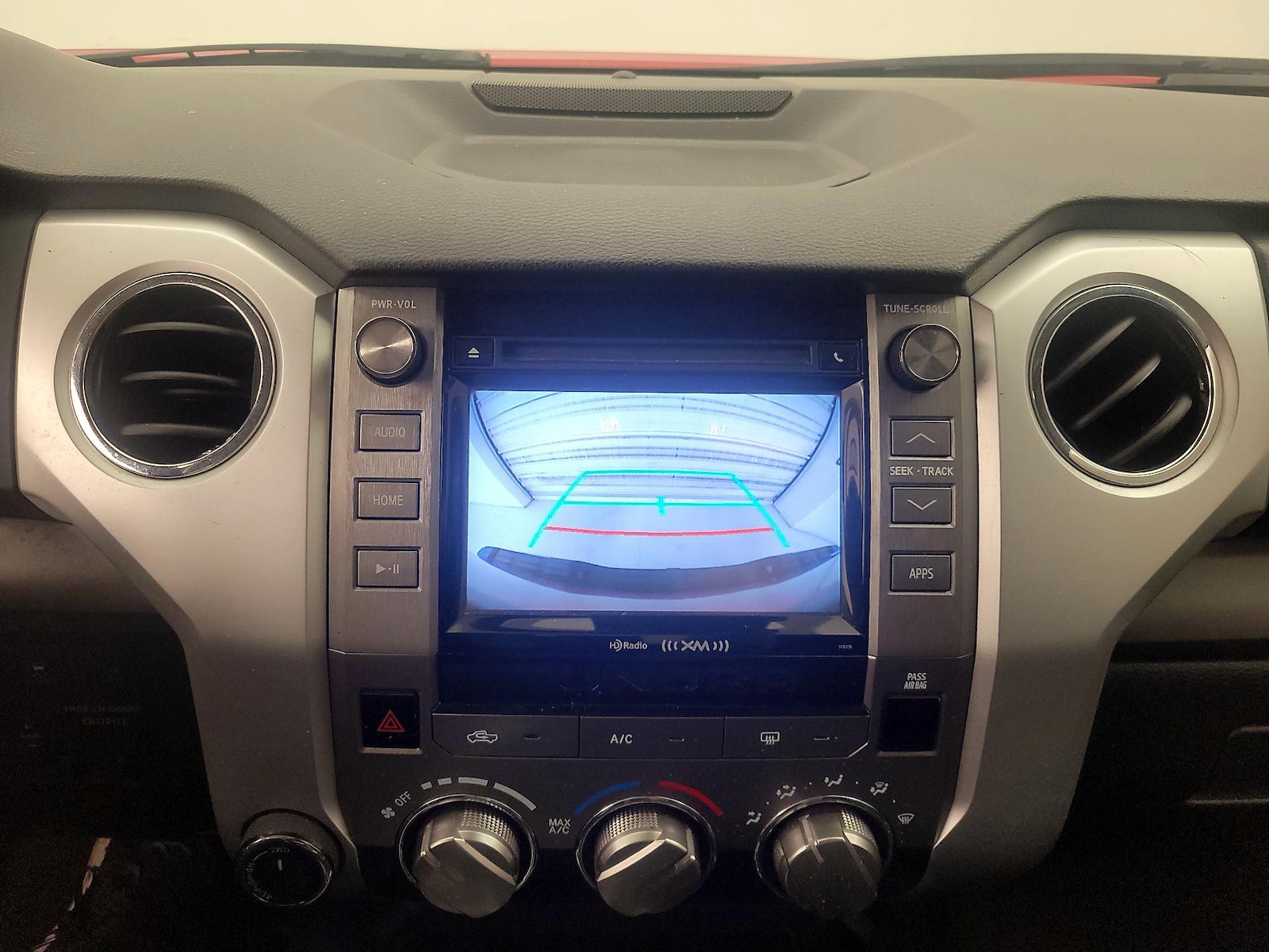 2019 Toyota Tundra SR5 - Photo 15