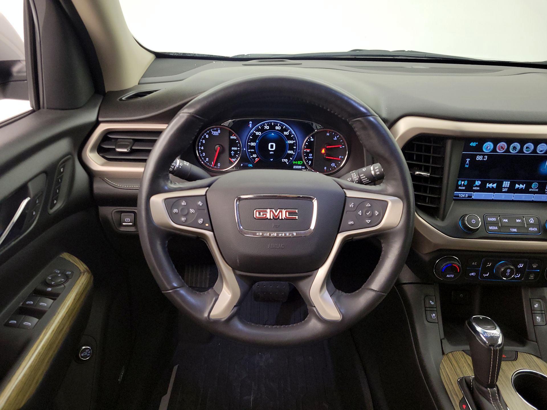 Thumbnail: 2018 GMC Acadia - 10