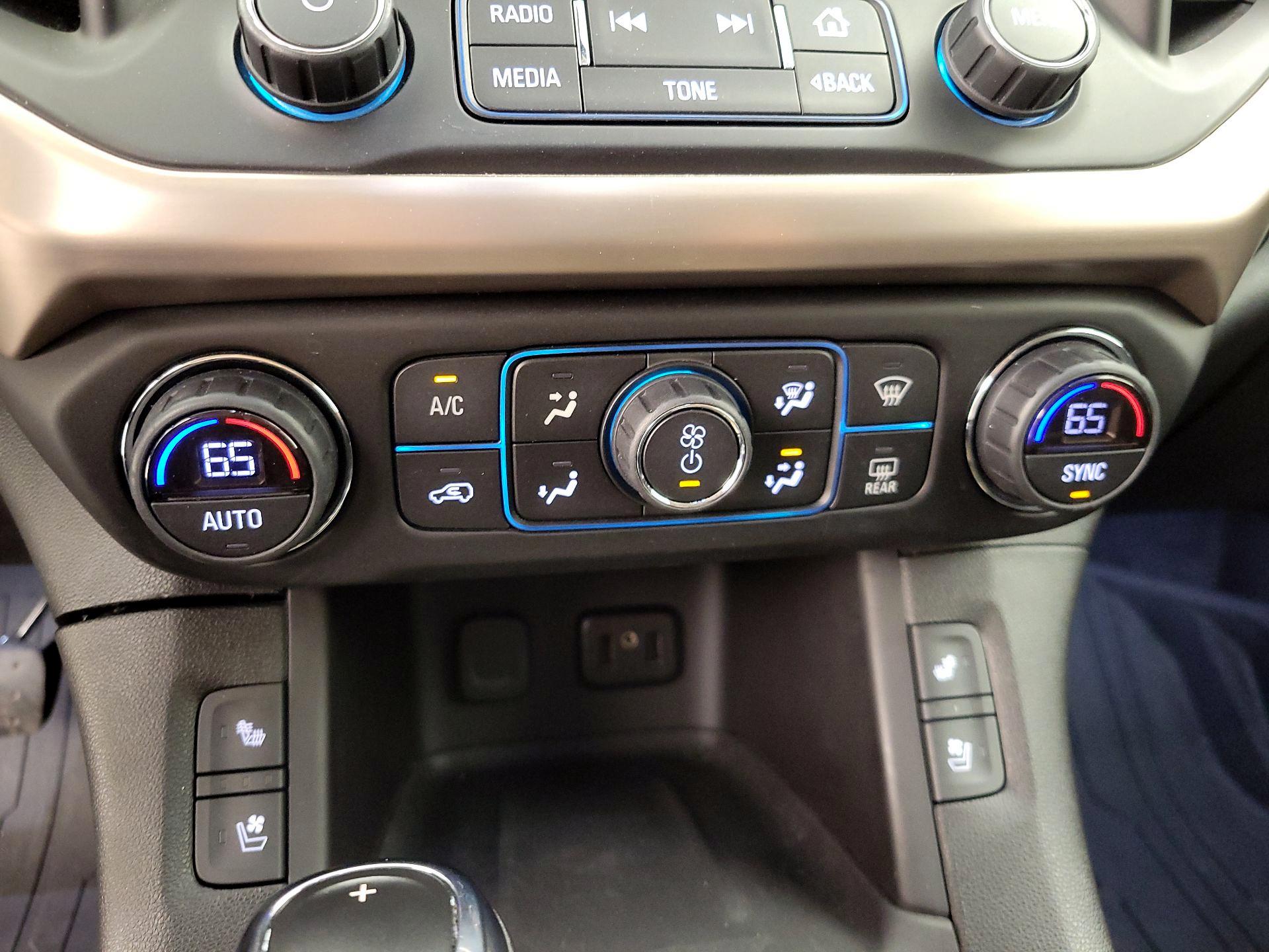 Thumbnail: 2018 GMC Acadia - 16