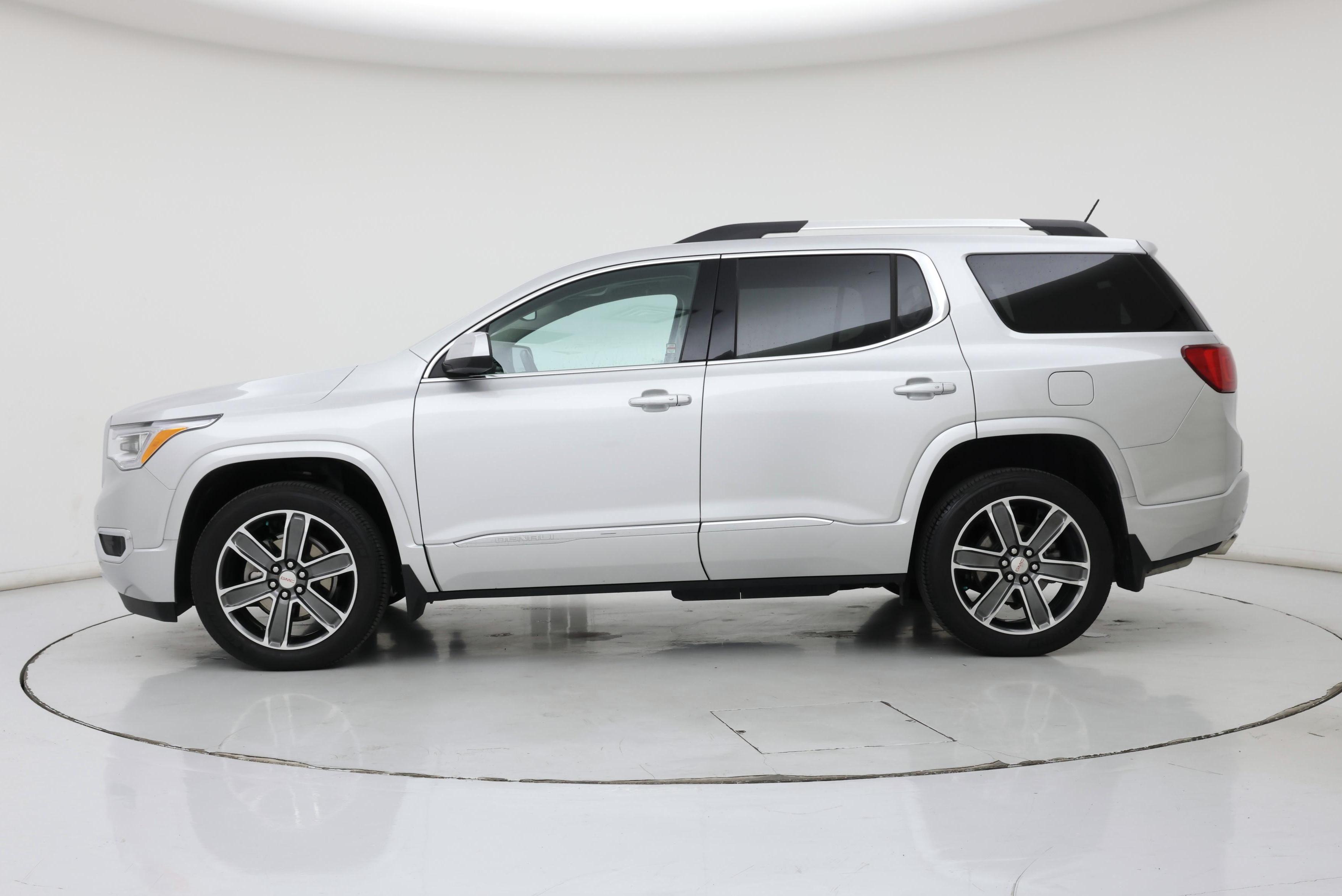 Thumbnail: 2018 GMC Acadia - 3