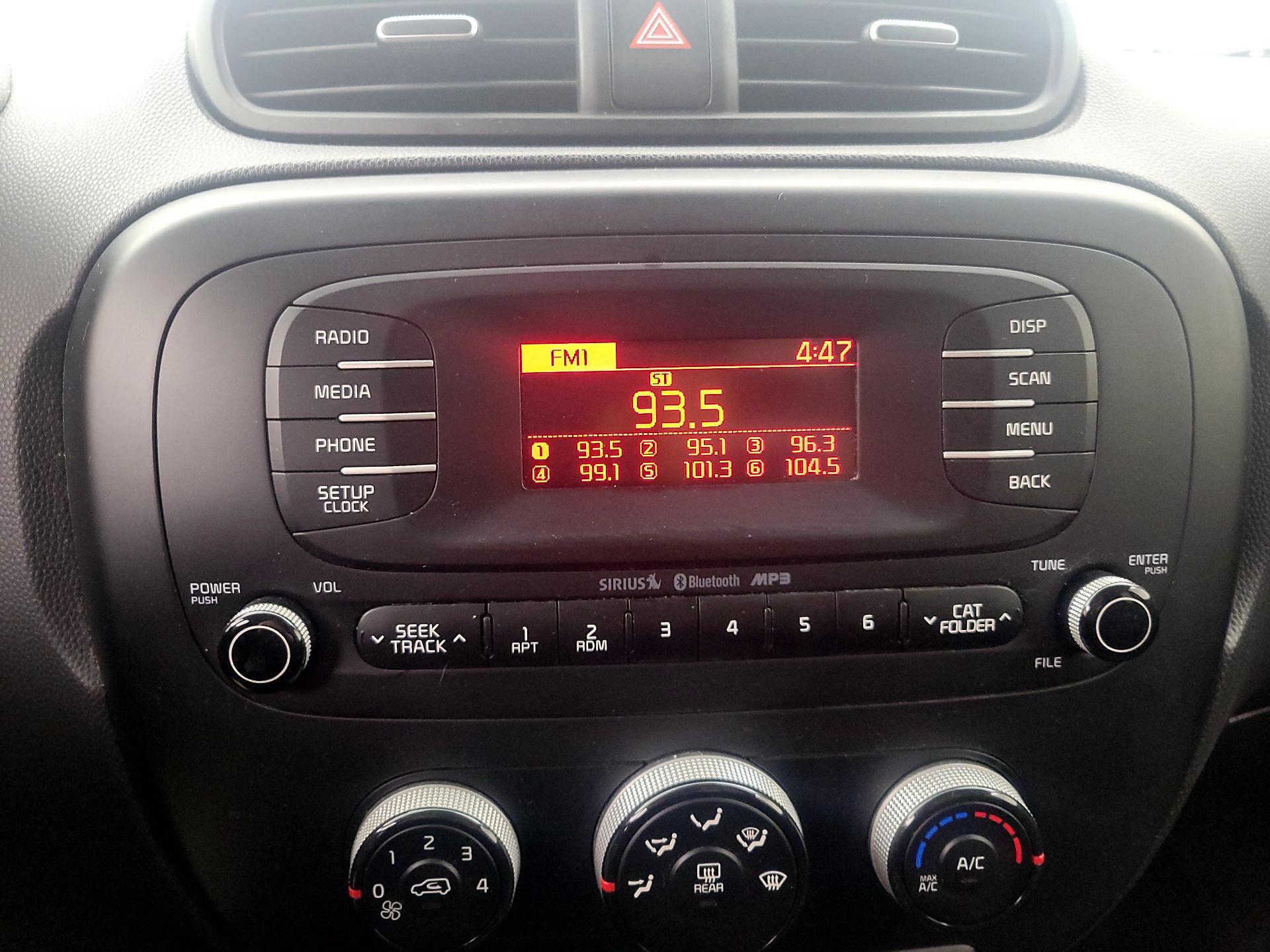 Thumbnail: 2014 Kia Soul - 14