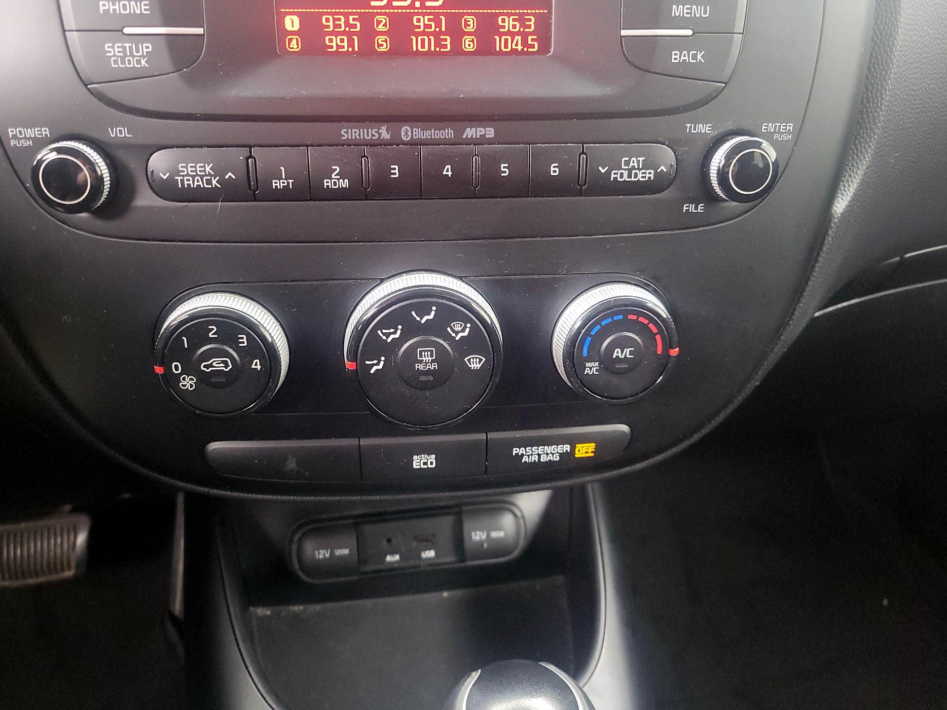 Thumbnail: 2014 Kia Soul - 15