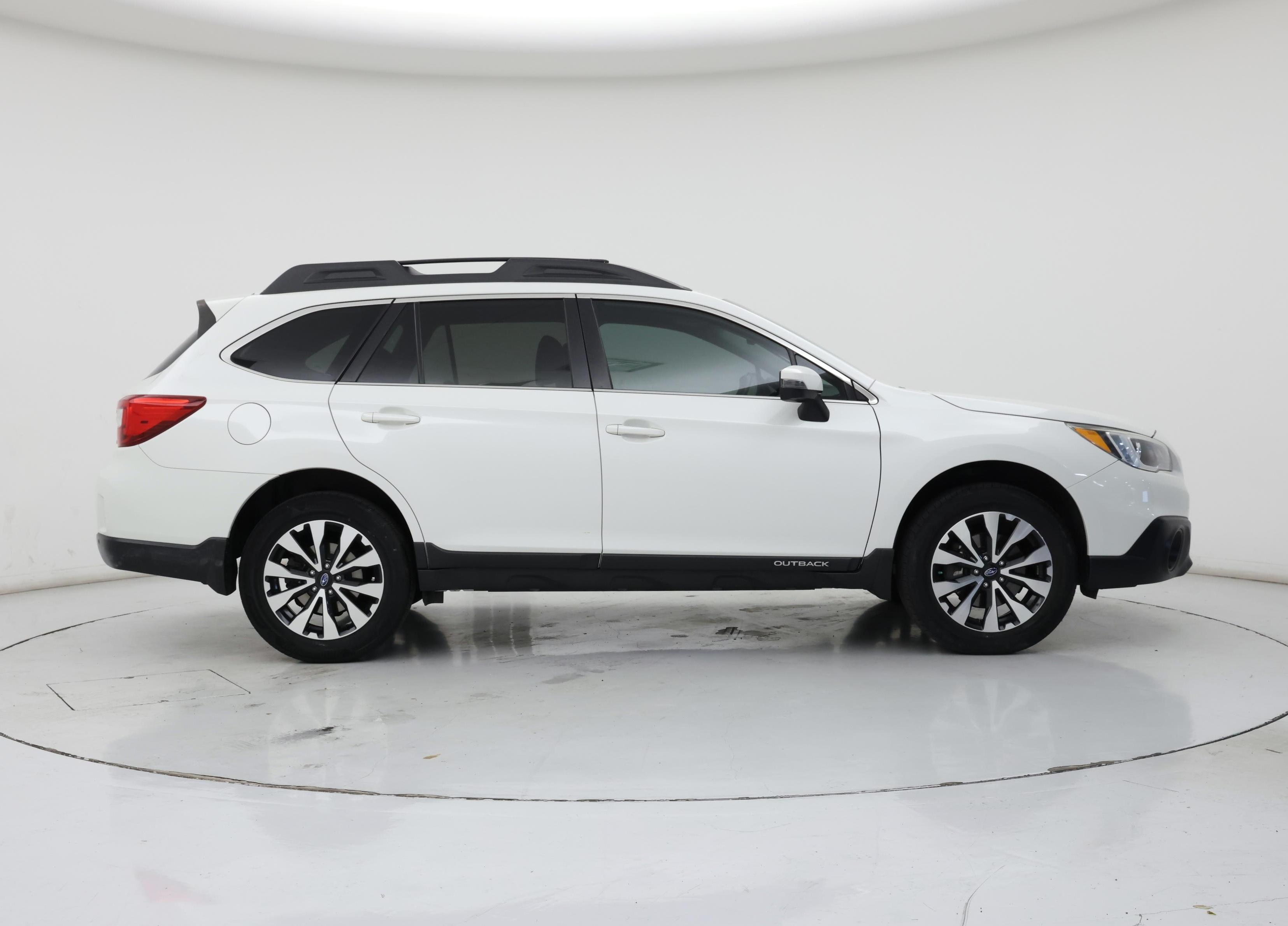 Thumbnail: 2017 Subaru Outback - 7