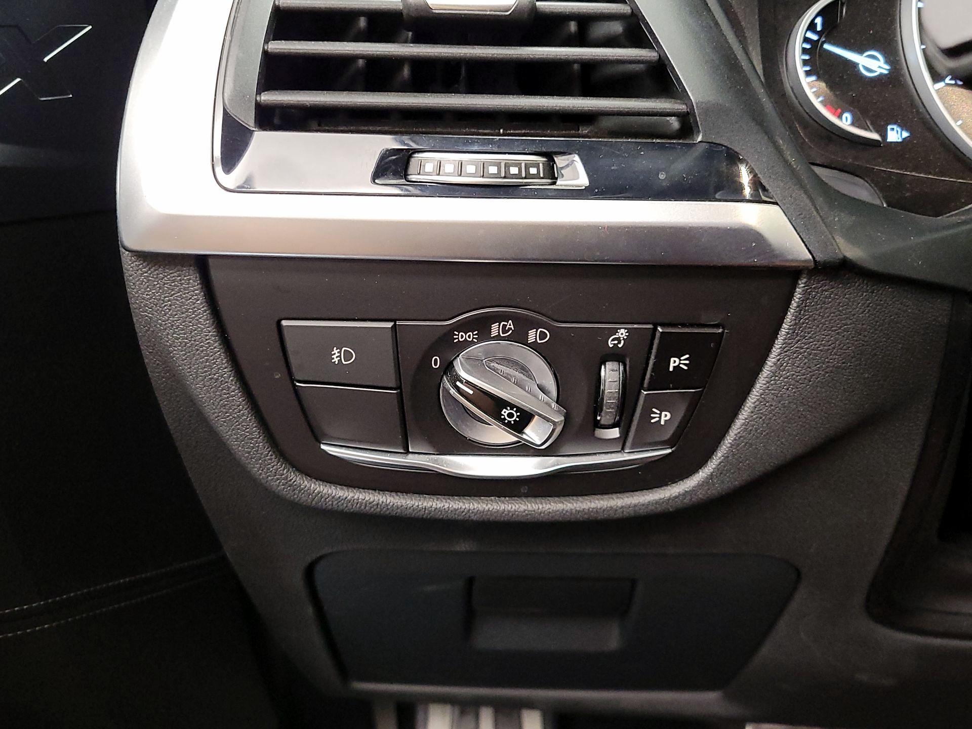 Thumbnail: 2019 BMW X3 - 13