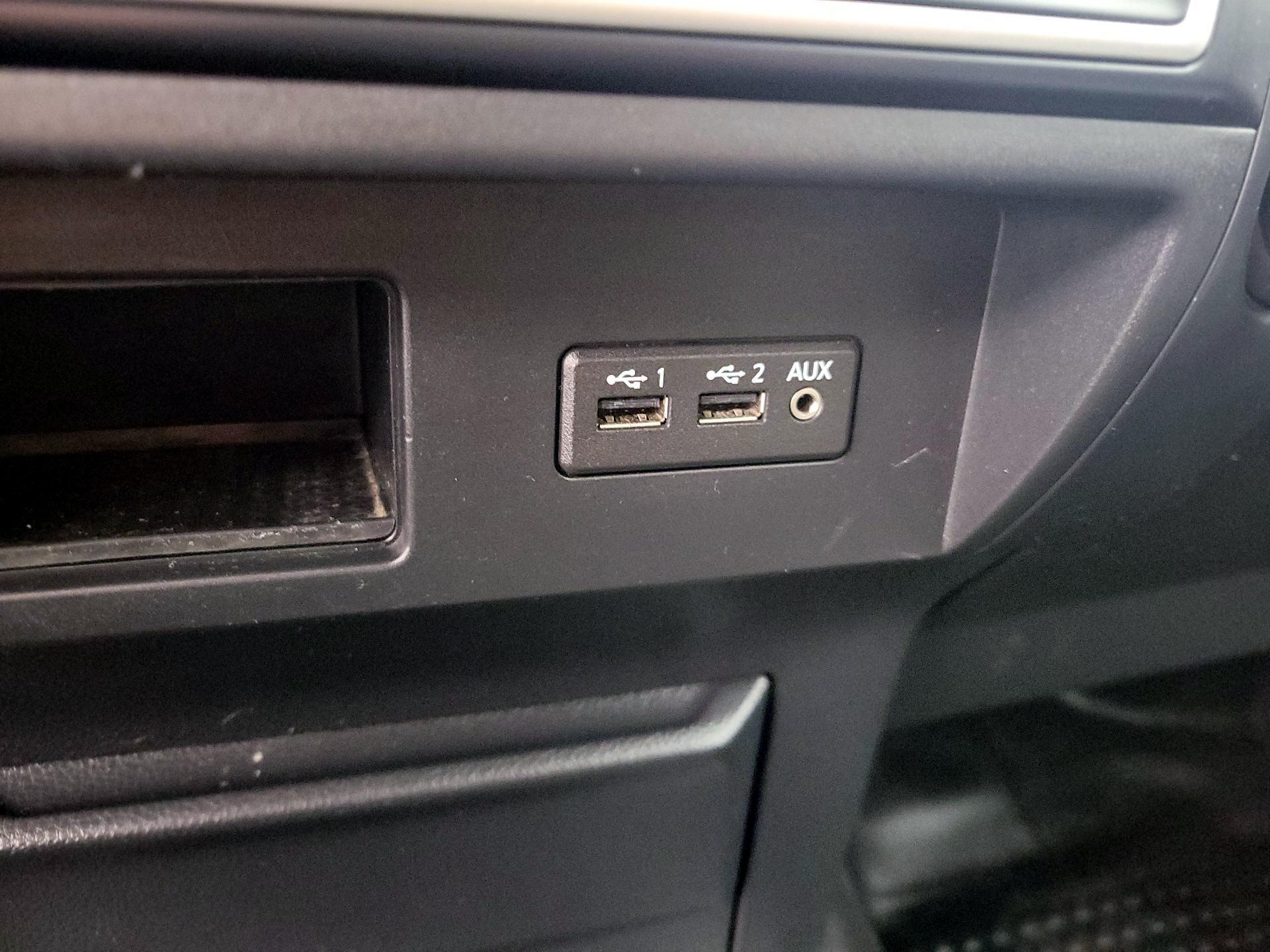 Thumbnail: 2019 Nissan Titan - 18