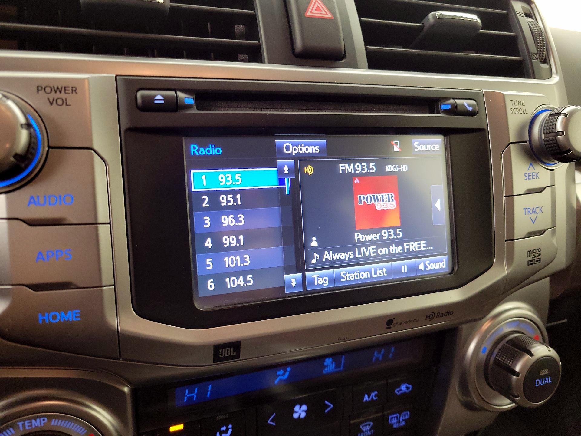 Thumbnail: 2015 Toyota 4Runner - 15