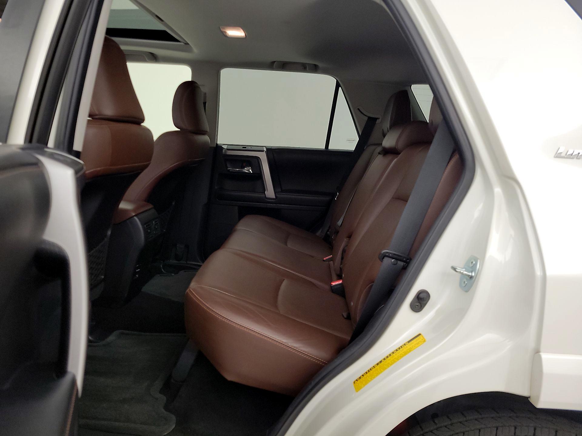 Thumbnail: 2015 Toyota 4Runner - 20