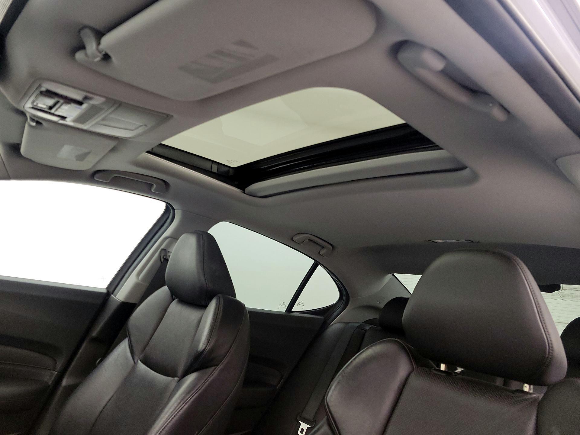 Thumbnail: 2015 Acura TLX - 20