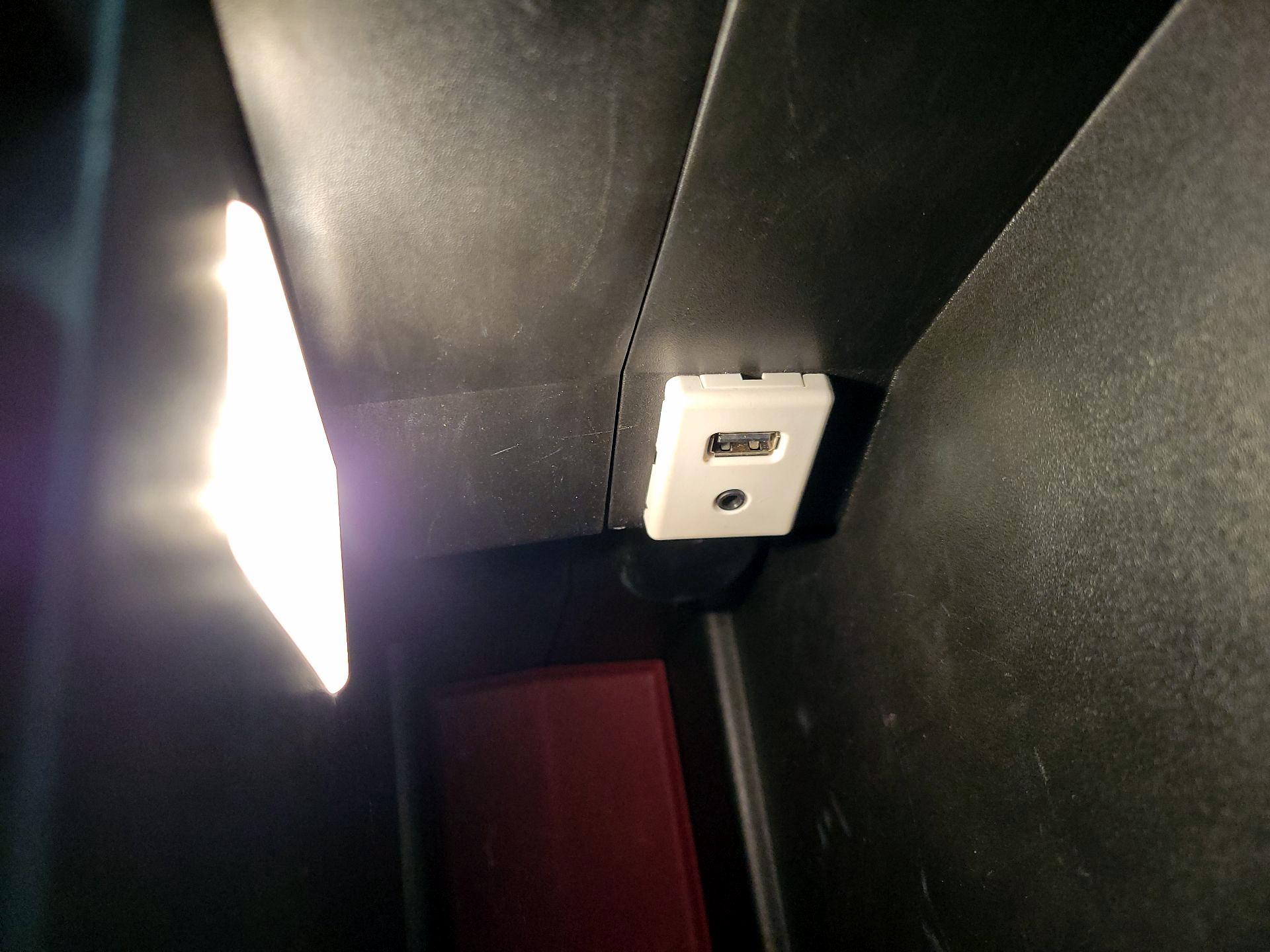 Thumbnail: 2017 GMC Terrain - 17