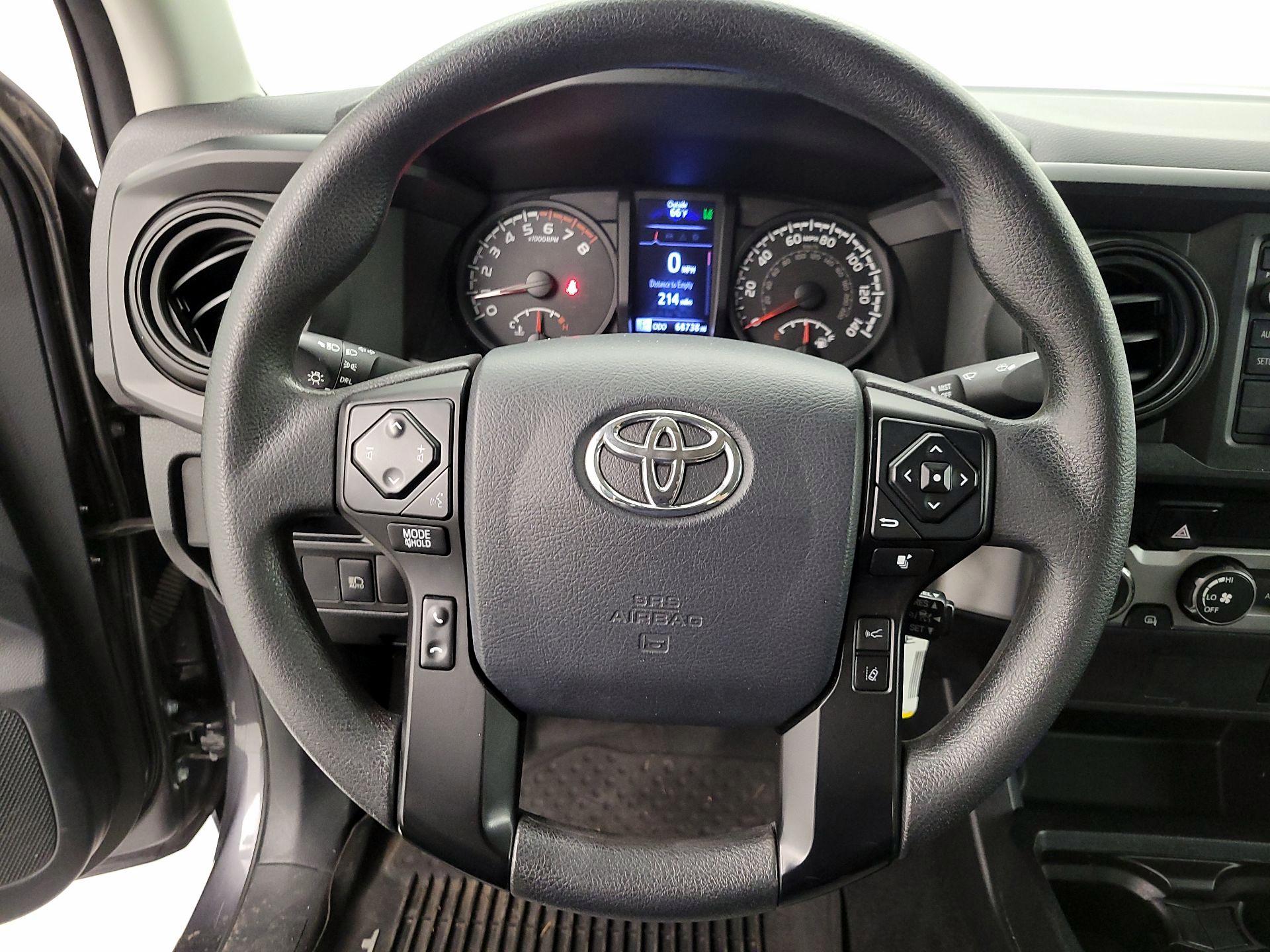 Thumbnail: 2019 Toyota Tacoma - 10