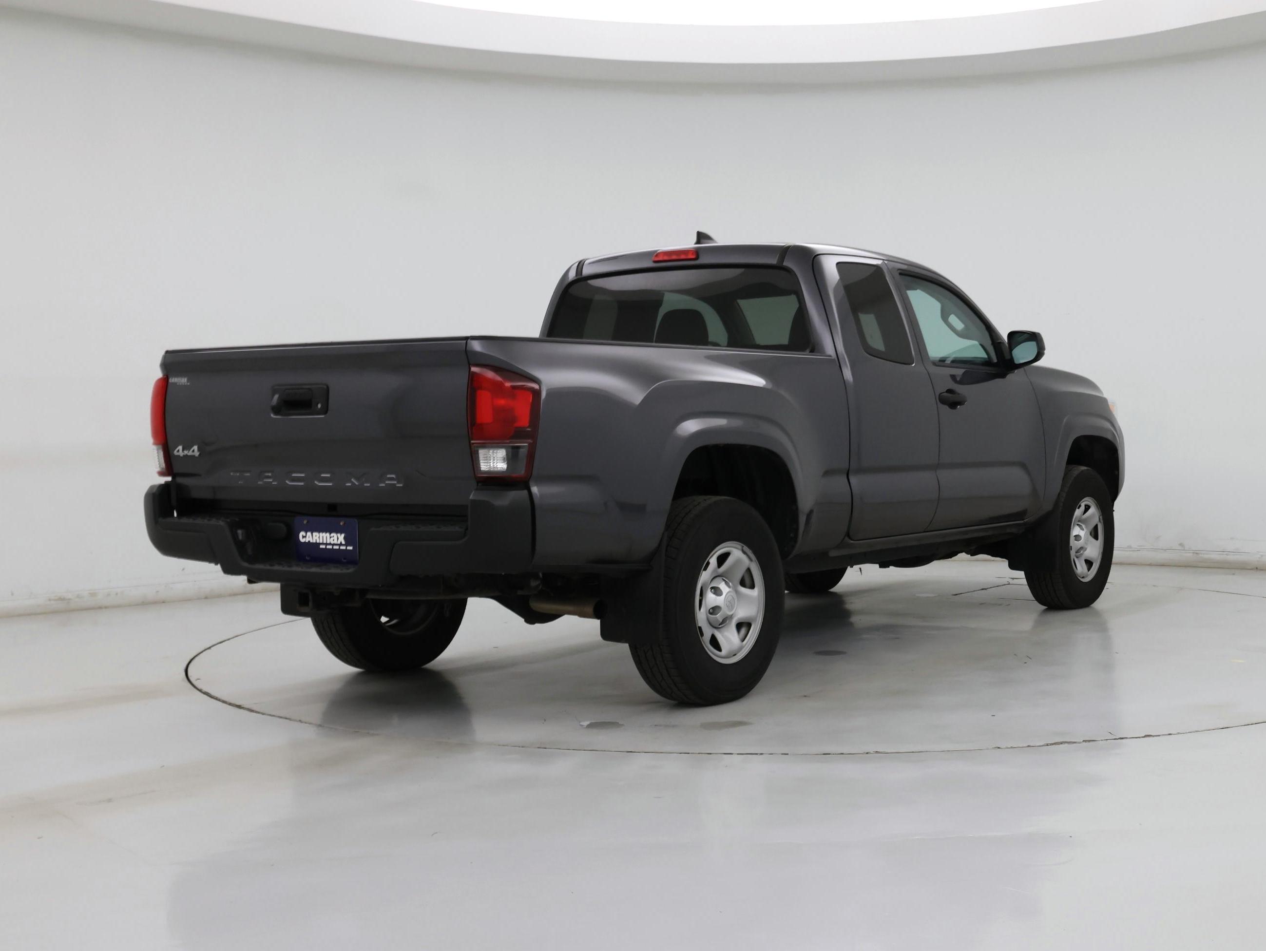 Thumbnail: 2019 Toyota Tacoma - 8