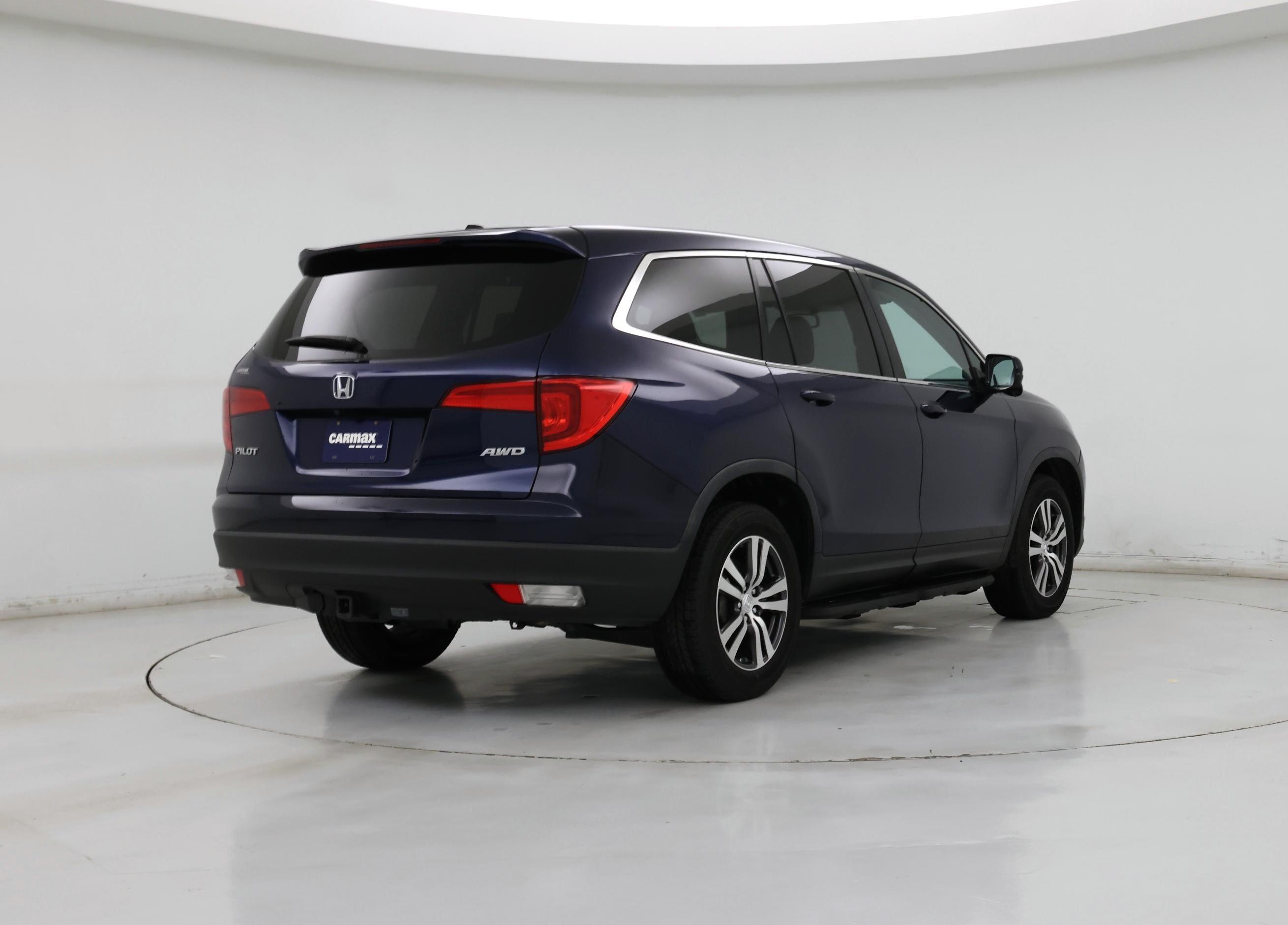 Thumbnail: 2018 Honda Pilot - 8