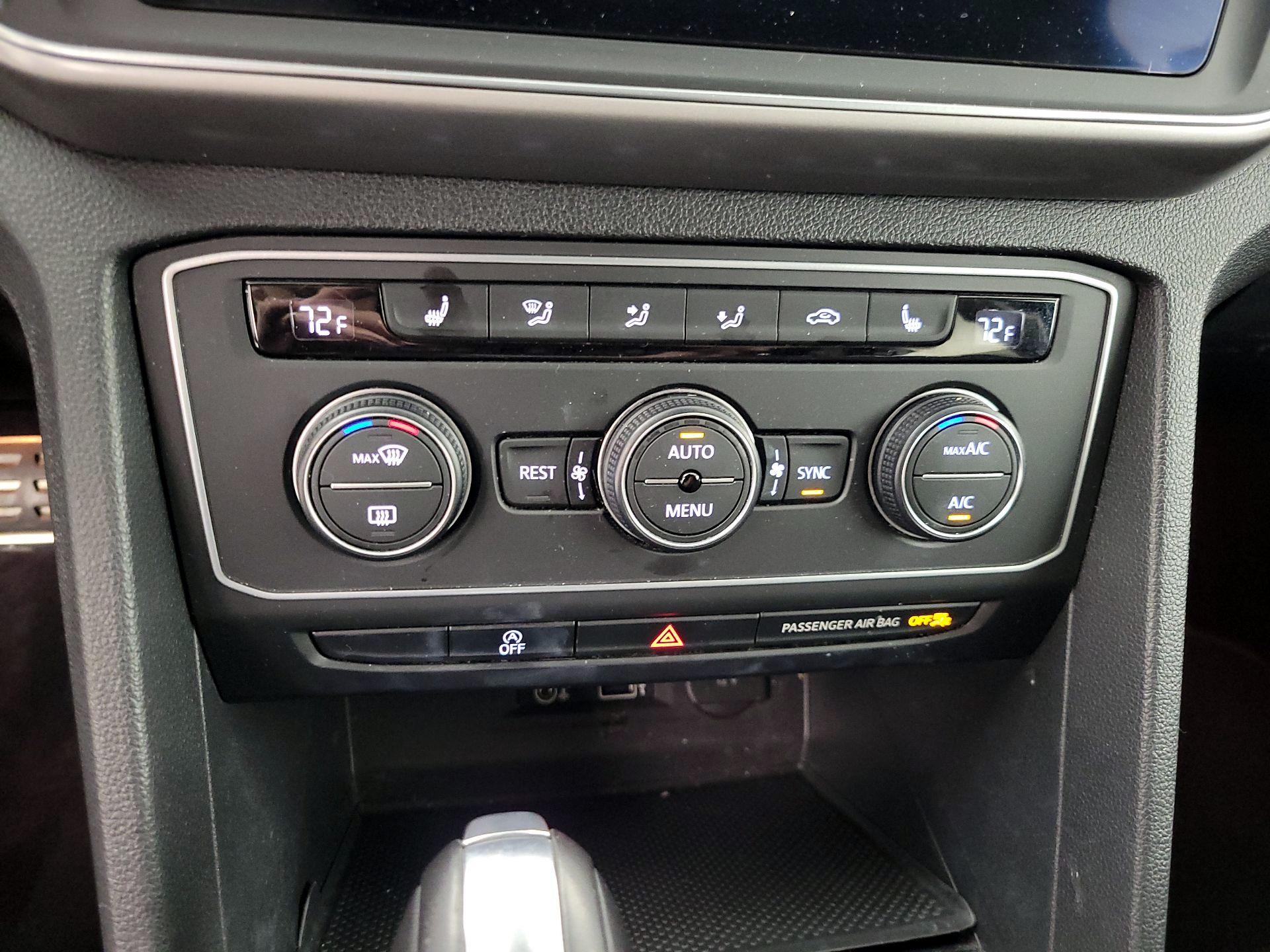 Thumbnail: 2019 Volkswagen Atlas - 16