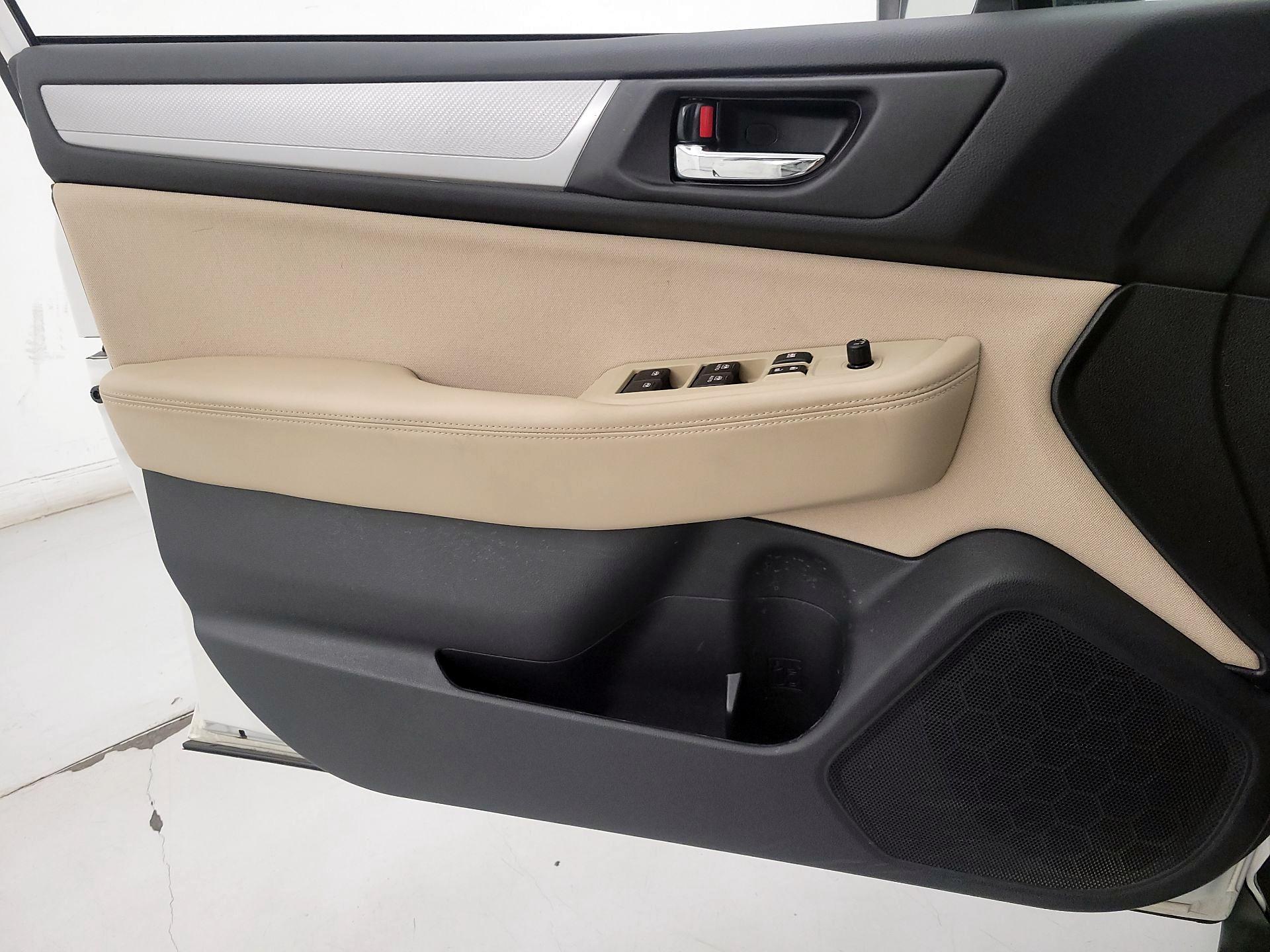 Thumbnail: 2019 Subaru Outback - 12