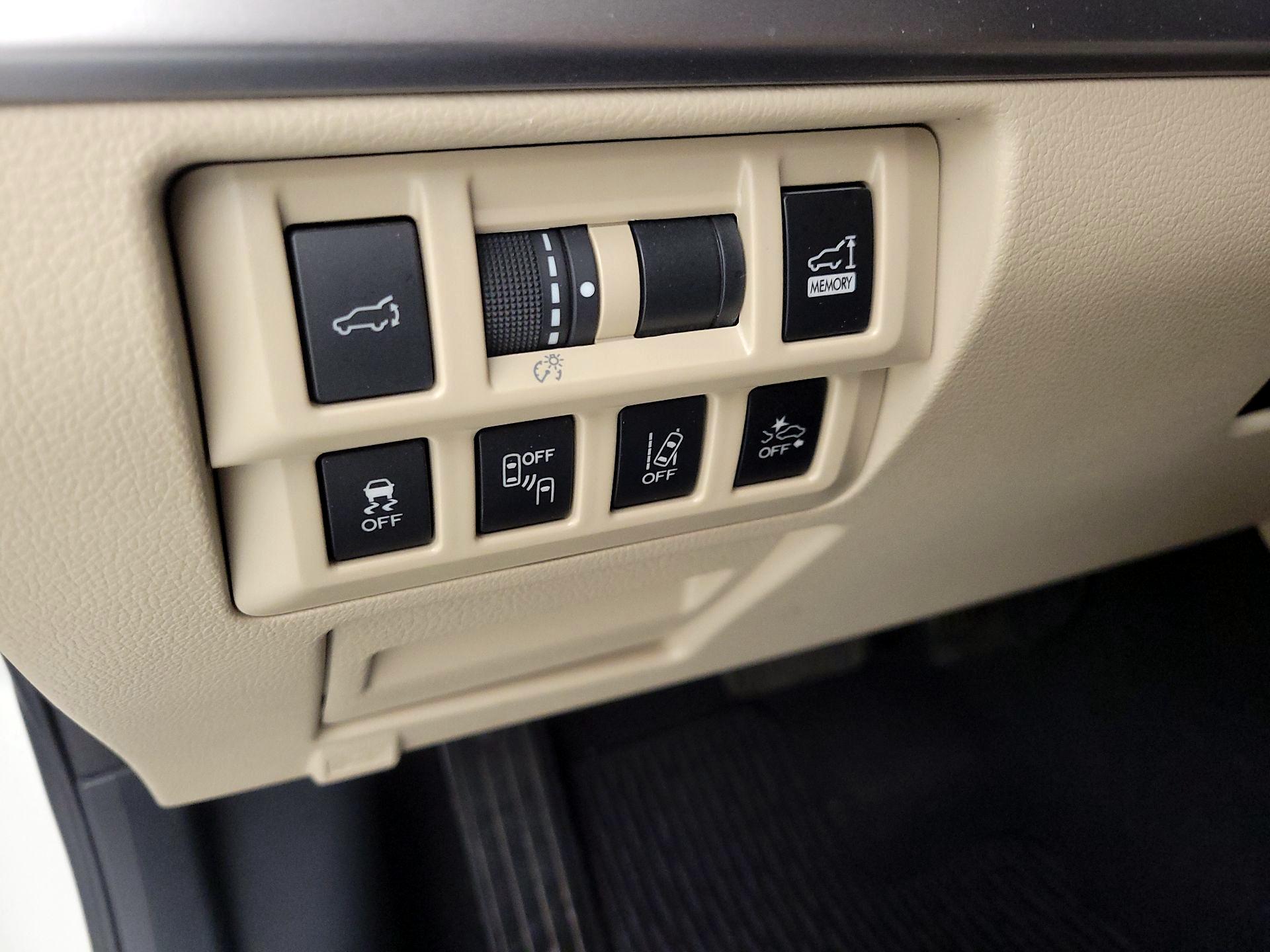 Thumbnail: 2019 Subaru Outback - 13